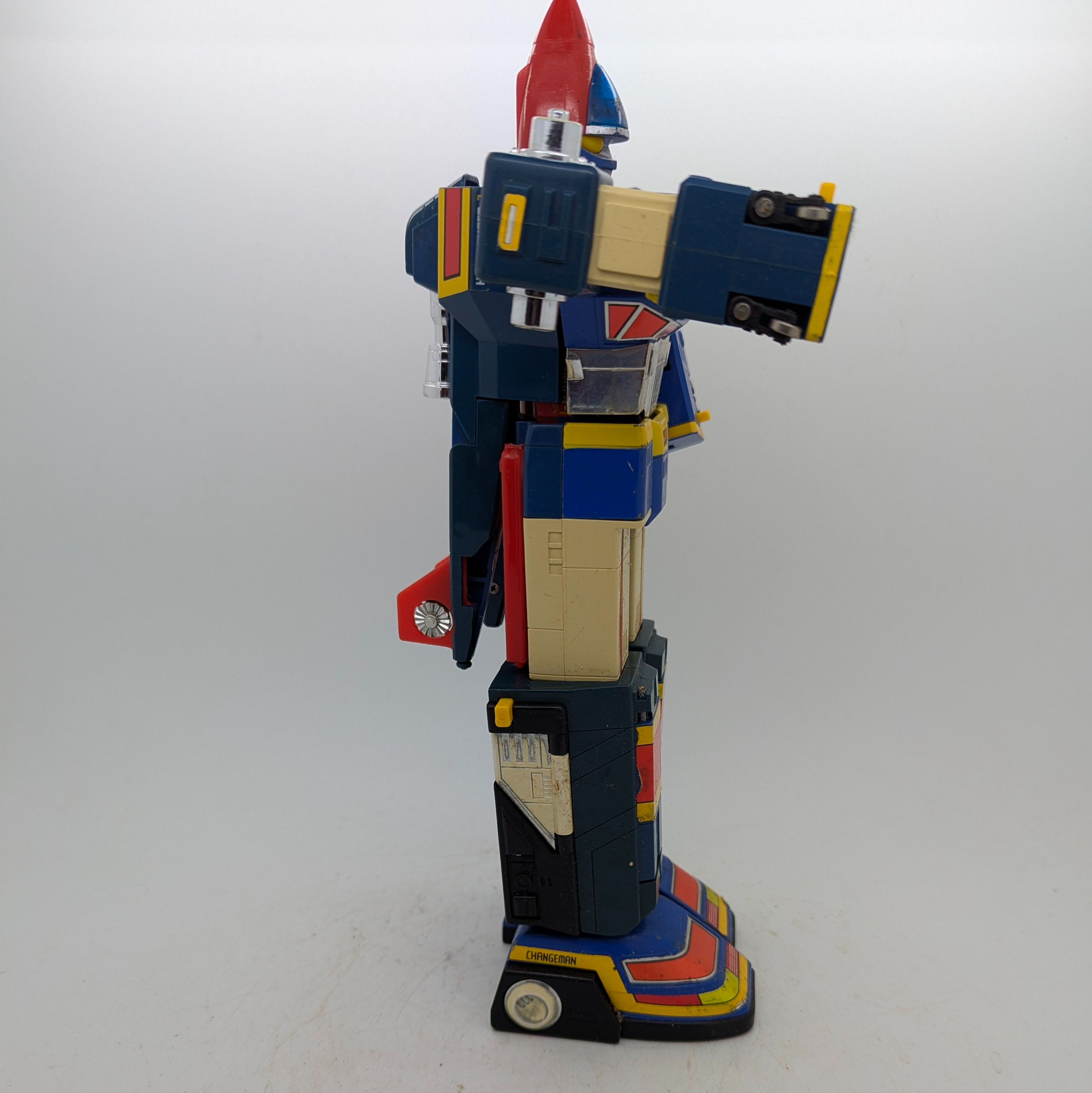 Vintage robot CHANGEMAN BANDAÏ 1985 H: 27 cm incomplet Bon état - Vue 8 - 