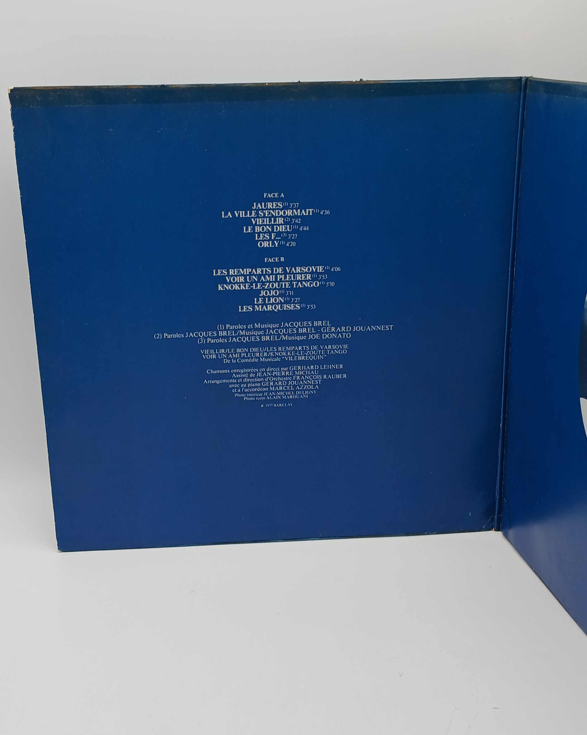 Voir photo 2 de Vinyle 33 tours - Les Marquises - Jacques BREL - pochette Gatefold Vinyle 33 tours - Les Marquises - Jacques BREL - pochette Gatefold Très bon état - Vue 2 -