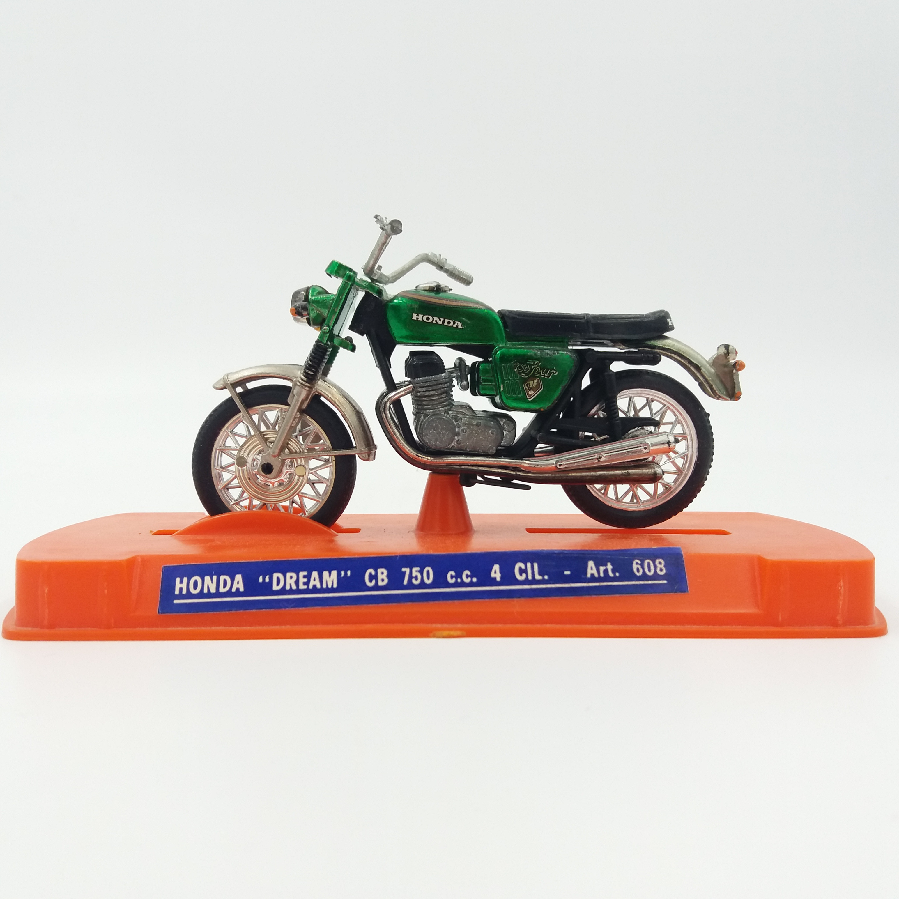 Voir photo 2 de Miniature Honda « Dream » CB 750 cc par Mercury, verte, échelle 1/24 Miniature Honda « Dream » CB 750 cc par Mercury, verte, échelle 1/24 Très bon état - Vue 2 -