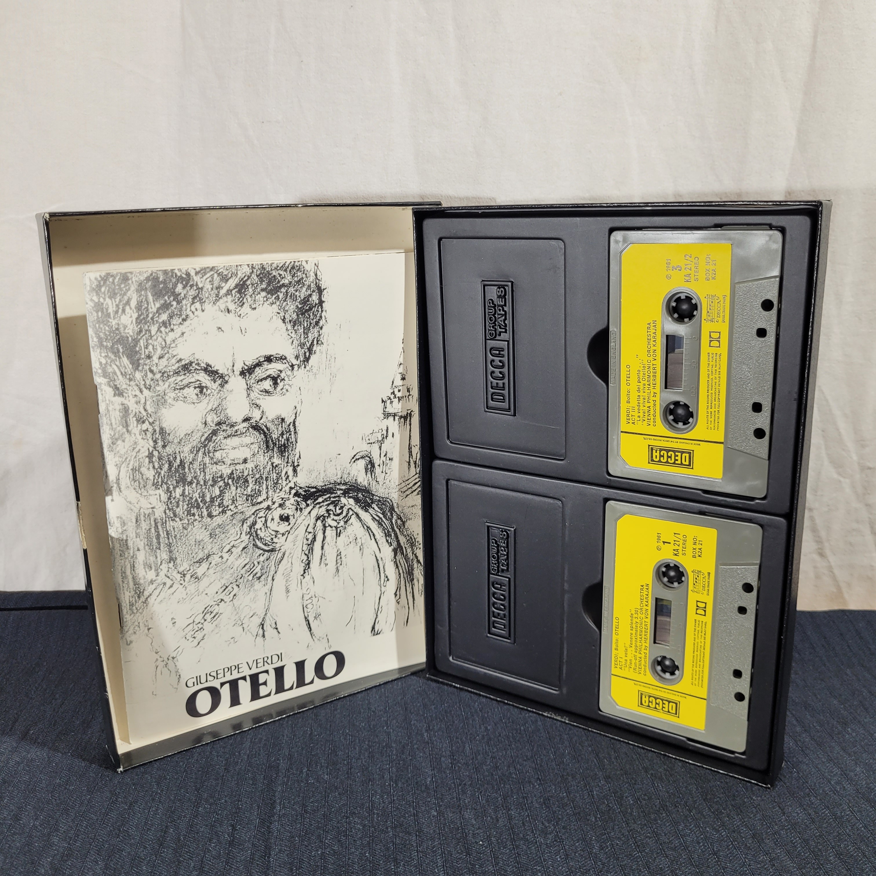 Coffret 2 cassettes : Verdi "Otello" par Herbert von Karajan Très bon état - Vue 2 - 