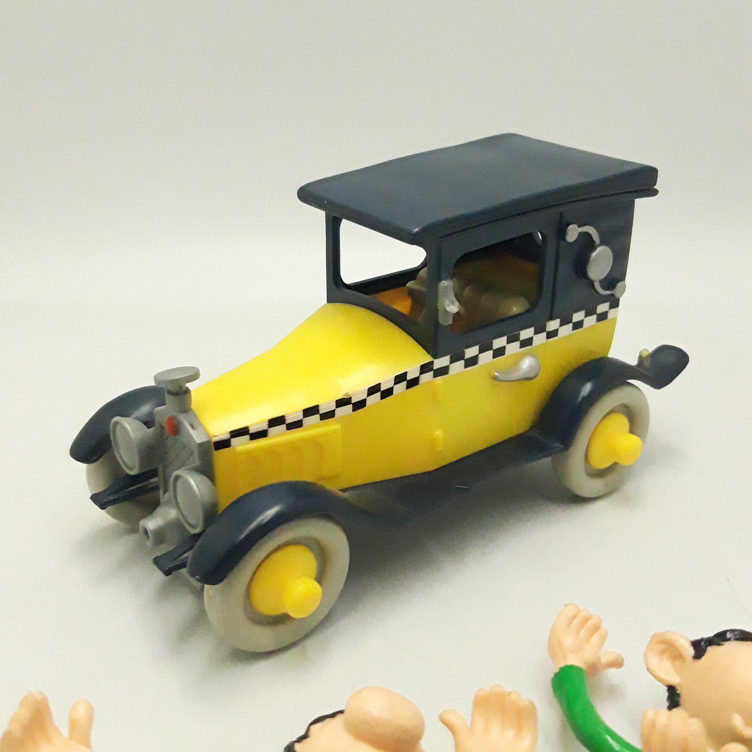 Lot de 4 figurines + 1 voiture de Gaston Lagaffe par Franquin Marsu Quick, année 90 Bon état - Vue 3 - 