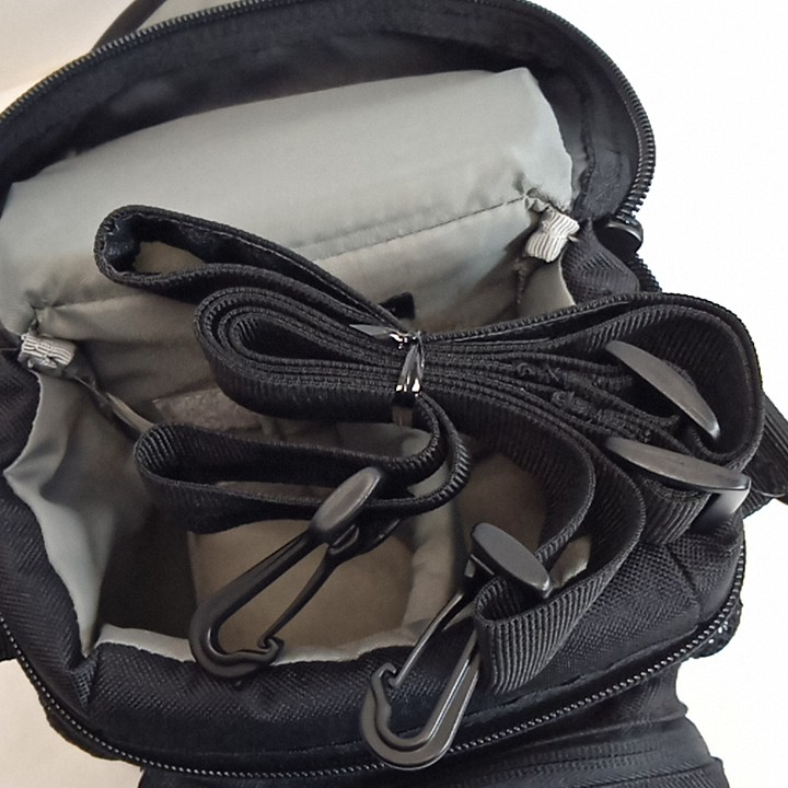 Sacoche rembourrée Lowepro EX 120 pour appareil photo - Noir - Poches latérales Film ou numérique-Petit-moyen Comme neuf - Vue 12 - 