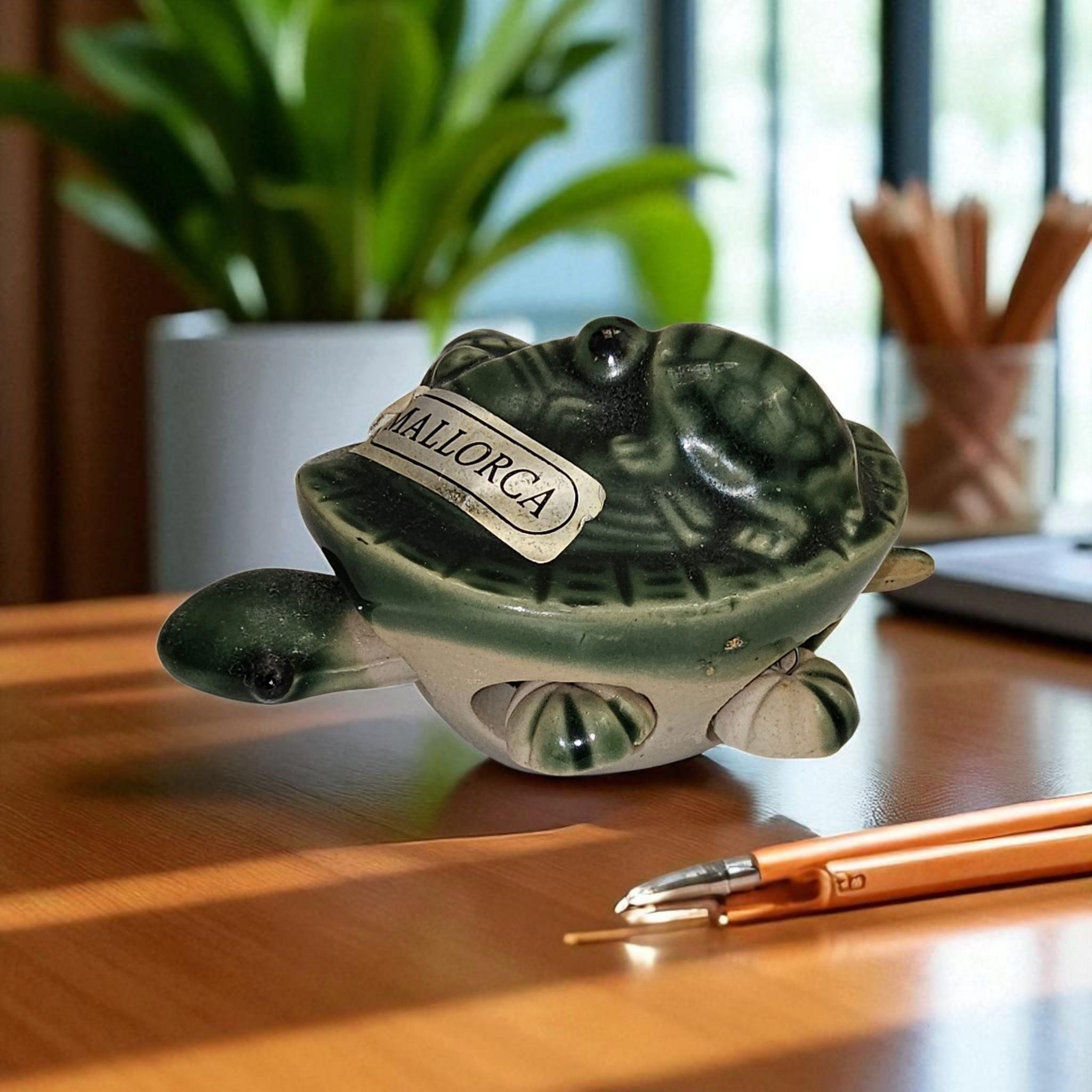 Tortue Art-Déco à mouvement articulé souvenir 