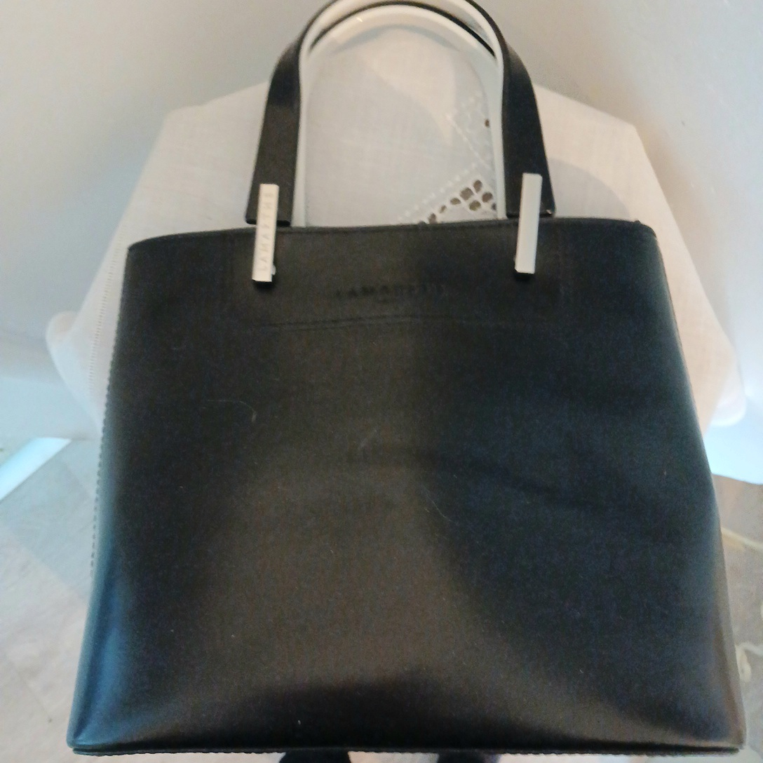Lamarthe - Sac chic en cuir noir Très bon état - Vue 4 - 