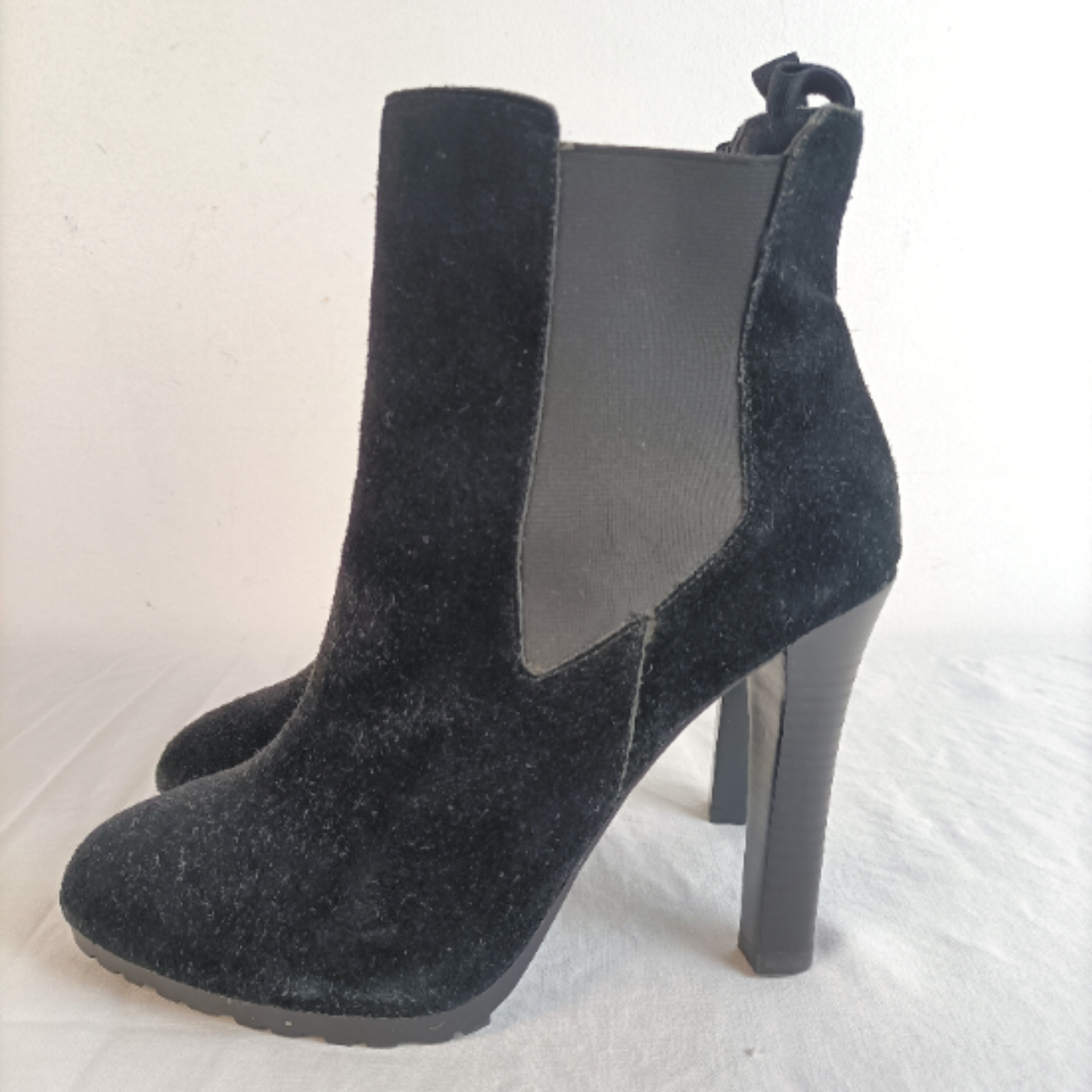 Bottines à talon en daim noir Ralf Lauren - 42 - Photo 2