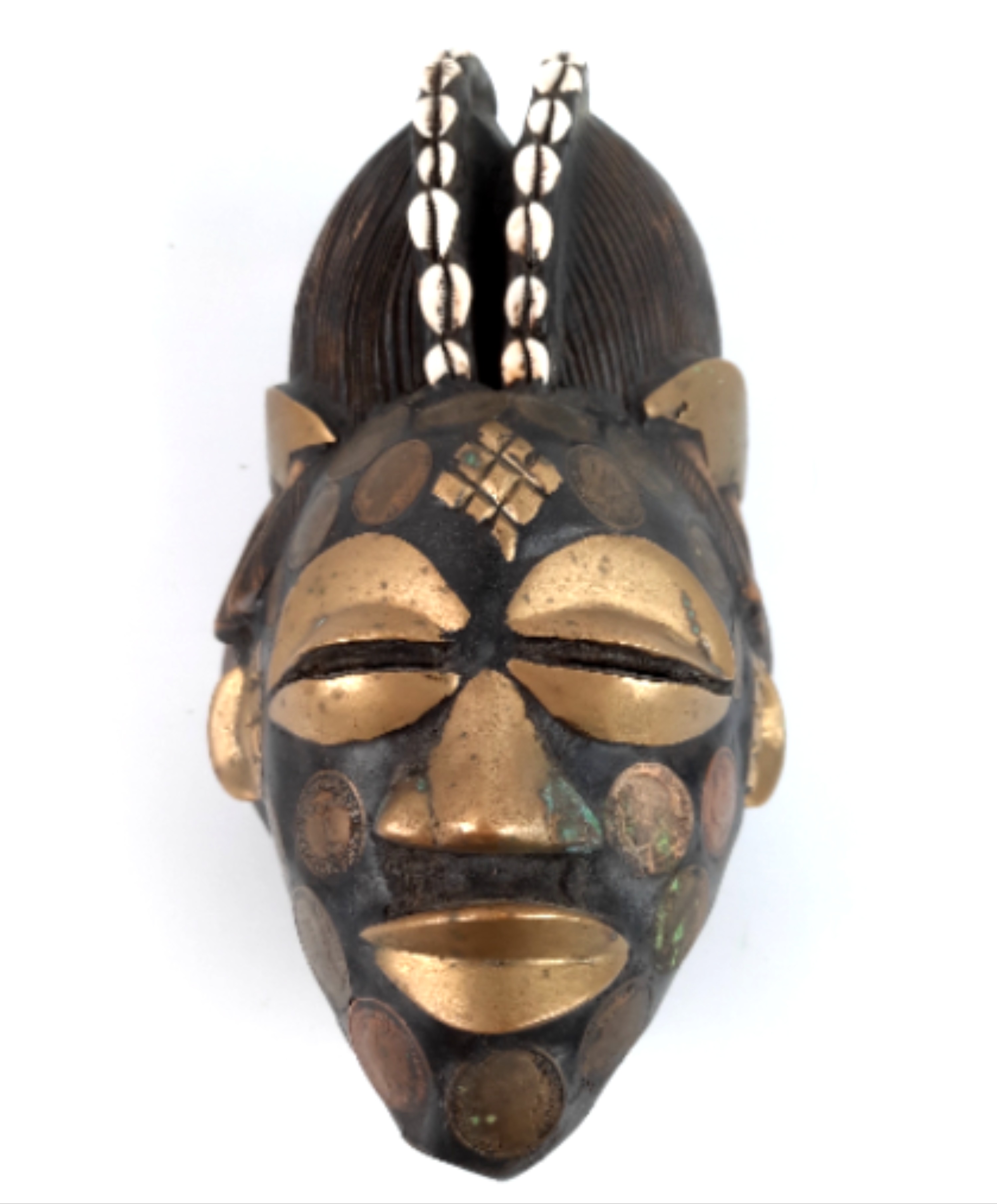 Masque africain en bois avec pièces de monnaie Bon état - Vue 6 - 