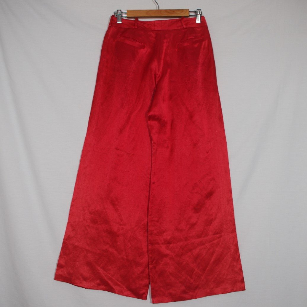 🔴 Élégance Audacieuse – Pantalon Large Rouge Satiné Javier Simorra T36 🔴 - Photo 2