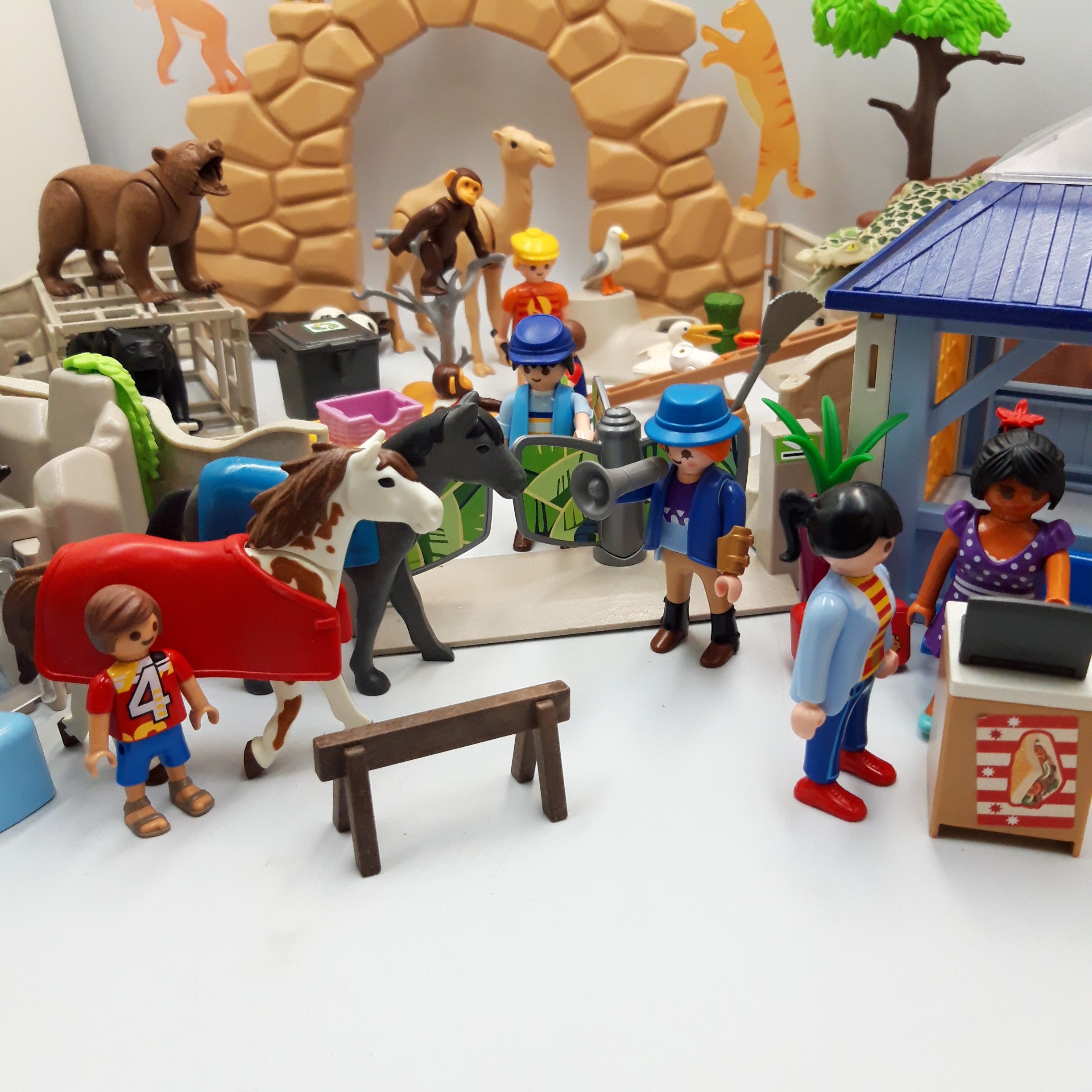 Playmobil 'Grand Zoo', 75 pièces  Bon état - Vue 7 - 