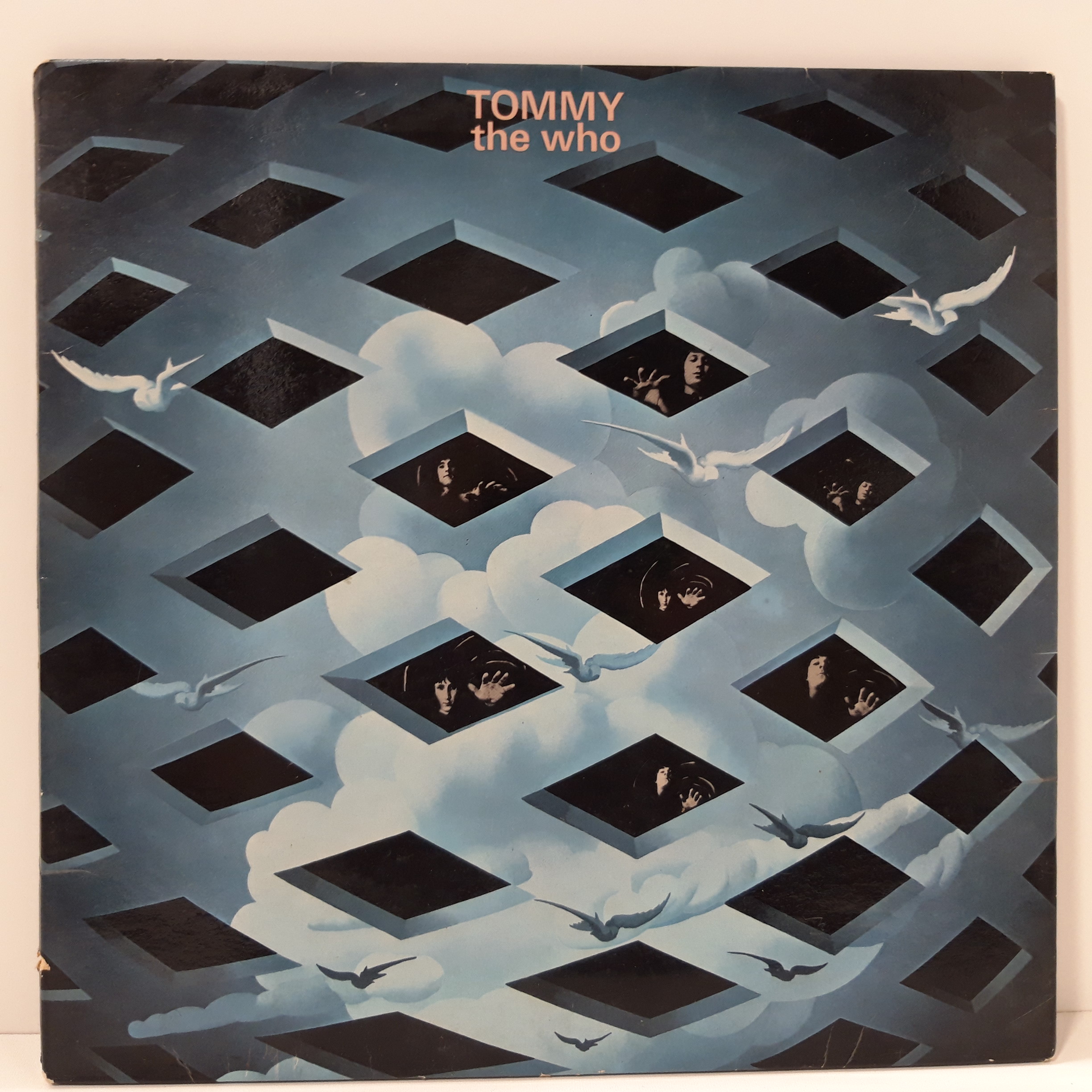 Acheter TOMMY THE WHO – 2 LP - Rock Opera Art Rock – 1969 _ Album concept, Disques Vinyle Bon état - 28,00 € TOMMY THE WHO – 2 LP - Rock Opera Art Rock – 1969 _ Album concept, Disques Vinyle Bon état - reconditionné disponible sur Label Emmaüs