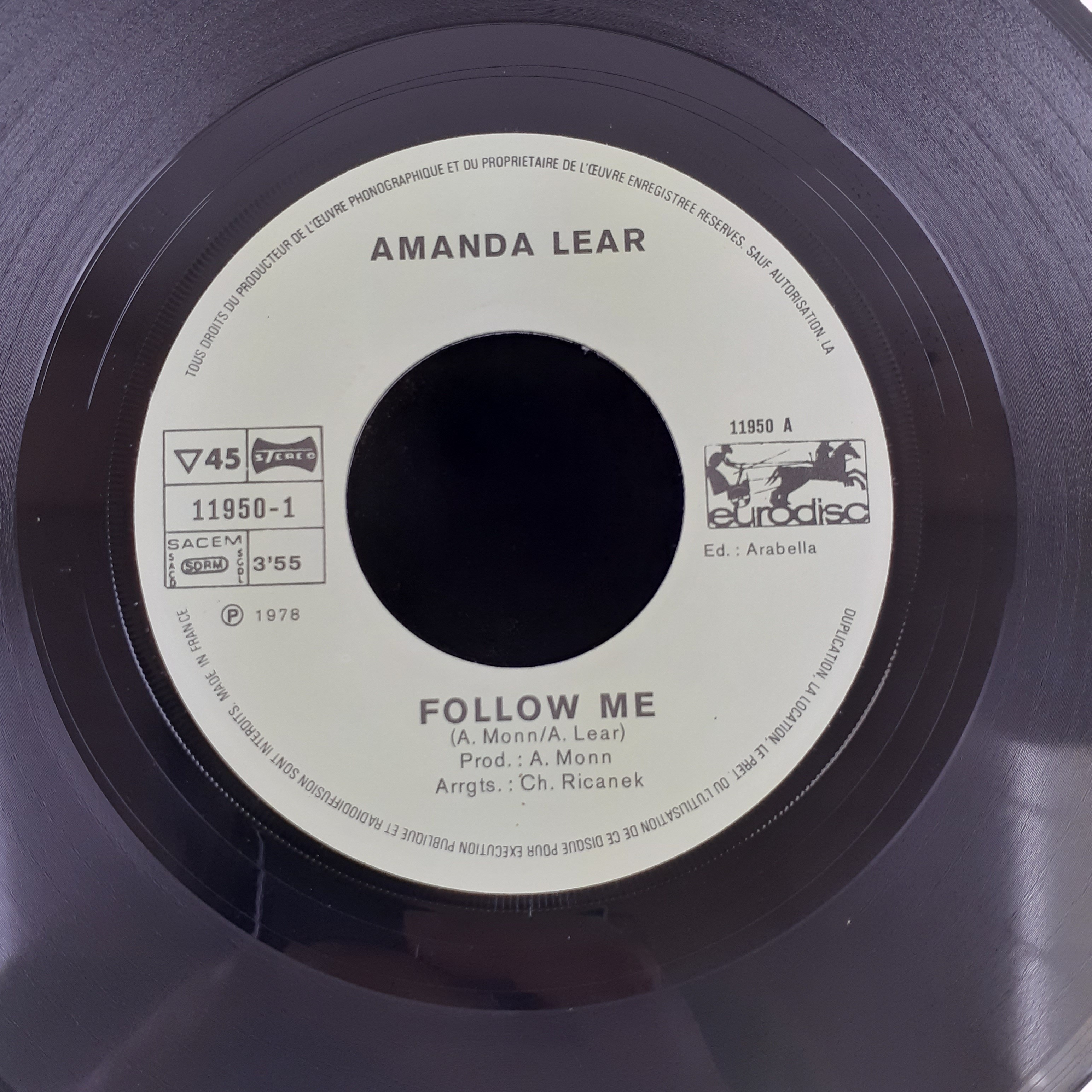 Voir photo 4 de Amanda Lear – Follow Me 1978 Amanda Lear – Follow Me 1978 Très bon état - Vue 4 -