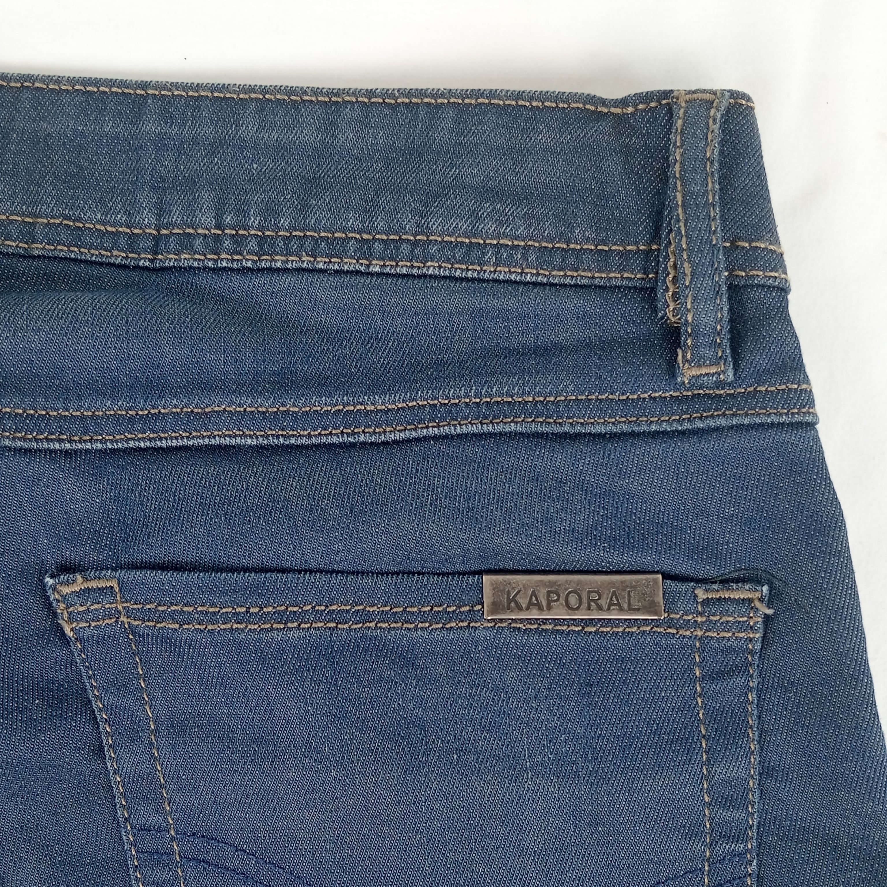 Jean homme de la marque Kaporal coupe longue de couleur bleu marine taille US: W32/L34 - Photo 5