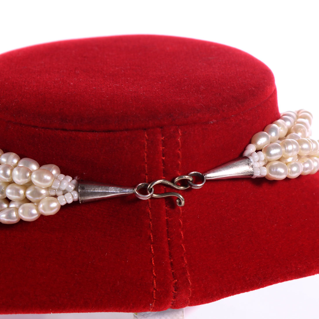 Collier 6 rangs en perles d'eau douce baroques Très bon état - Vue 2 - 