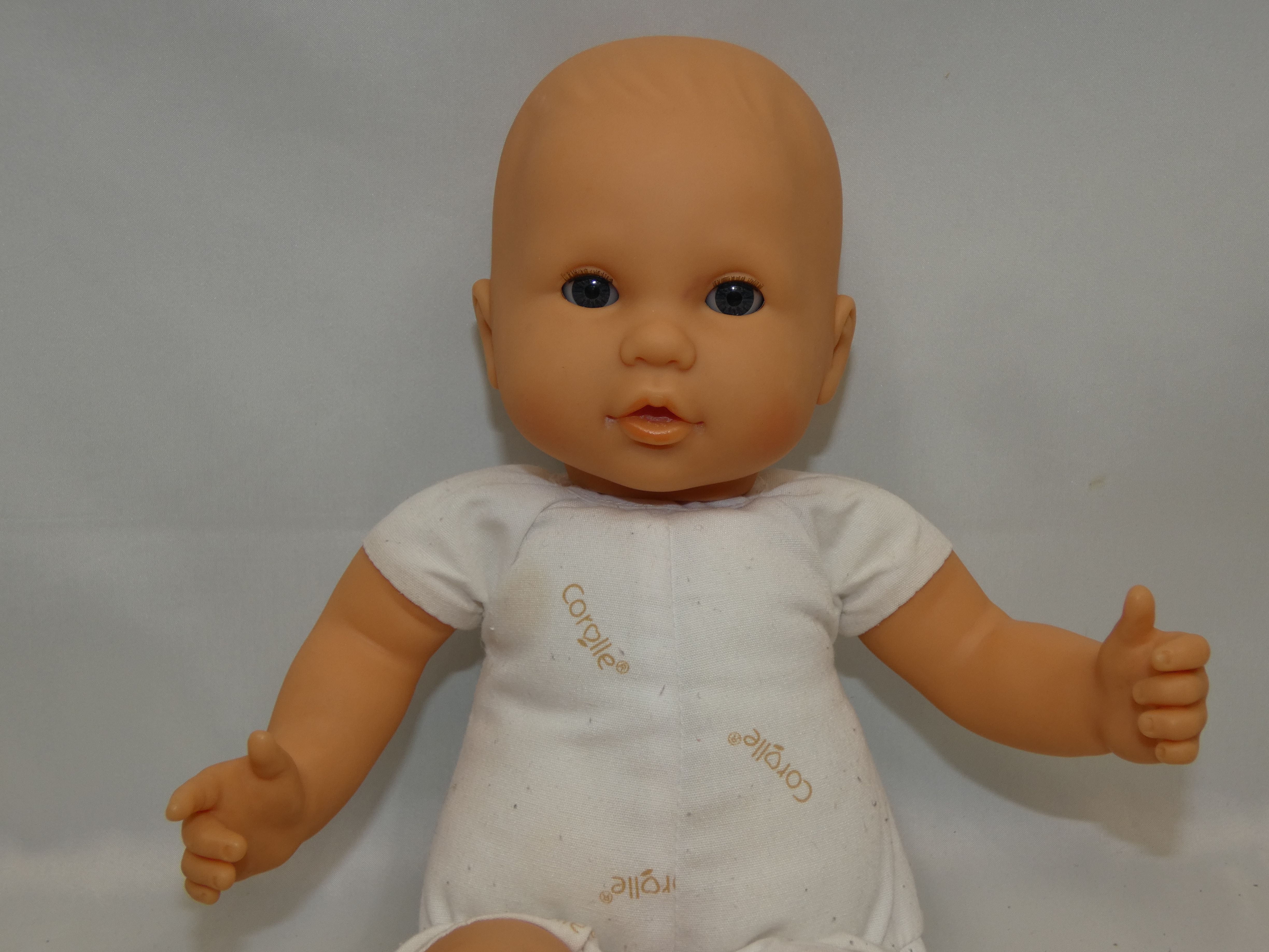 Poupon de 40 cm de chez COROLLE - Très bon état - Photo 5