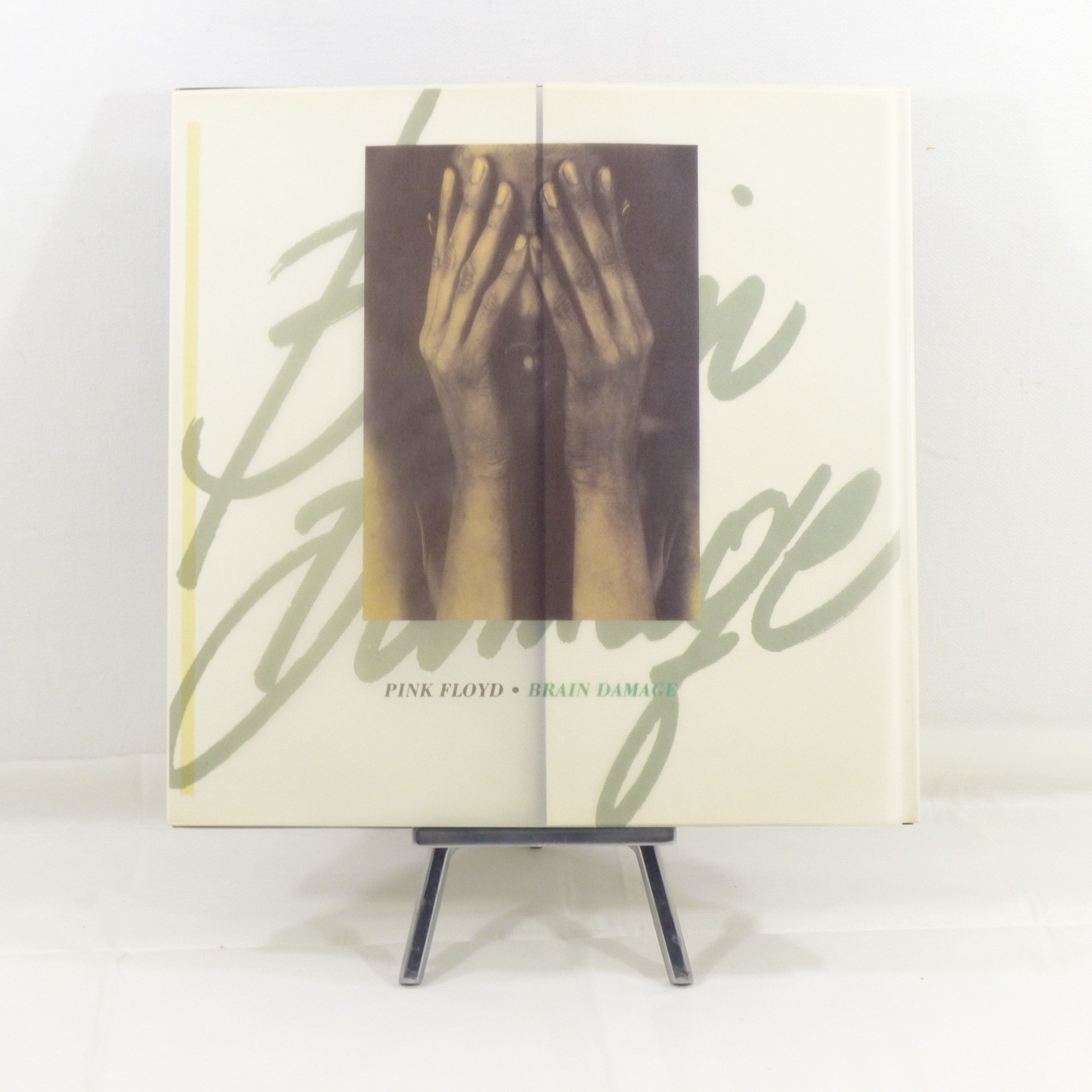 Voir photo 3 de RARE Coffret limité CD Pink Floyd / Brain Damage - Men At Work 1991 RARE Coffret limité CD Pink Floyd / Brain Damage - Men At Work 1991 Bon état - Vue 3 -