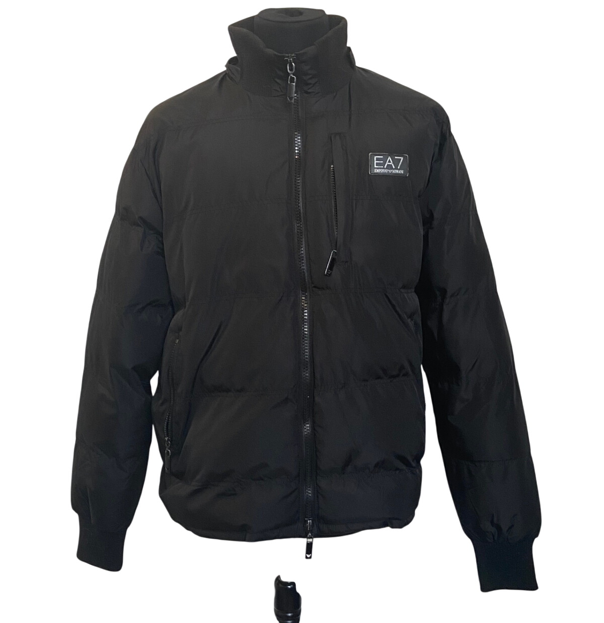 Acheter Doudoune Emporio Armani T.XL Bon état - 36,00 € Doudoune Emporio Armani T.XL Bon état - reconditionné disponible sur Label Emmaüs