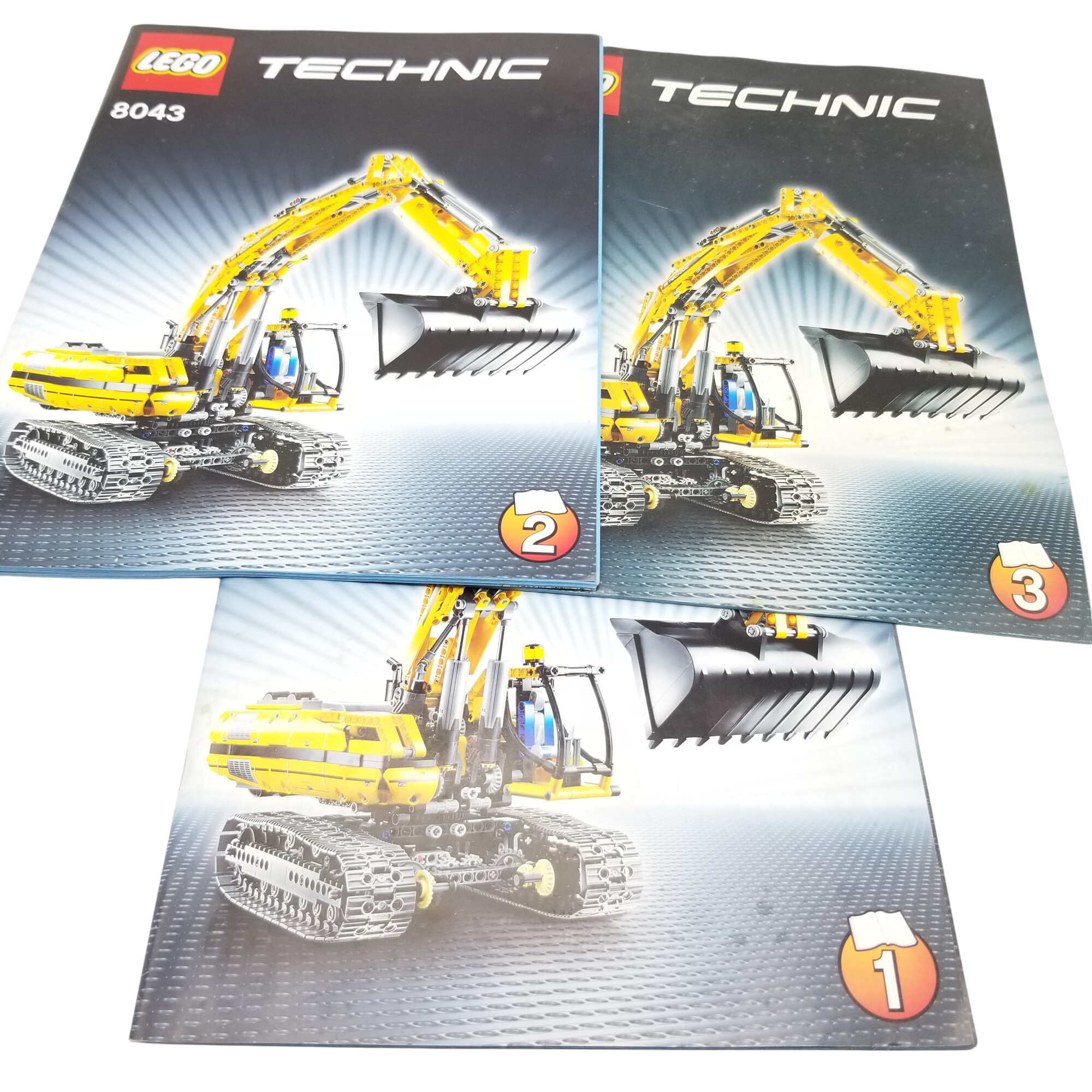 Lego Technic 8043 Pelleteuse chenille Motorisée - Très bon état sur Label Emmaüs