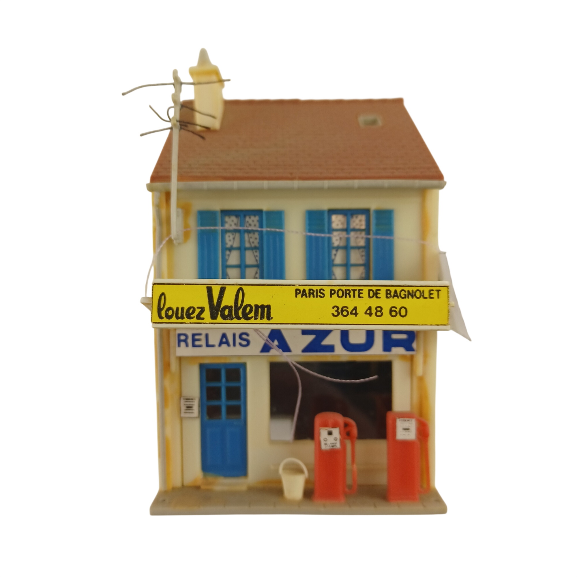 Acheter Maquette de modélisme d'une pompe à essence Valem de Paris porte de Bagnolet de 6x10x9 cm Très bon état - 20,00 € Maquette de modélisme d'une pompe à essence Valem de Paris porte de Bagnolet de 6x10x9 cm Très bon état - reconditionné disponible sur Label Emmaüs