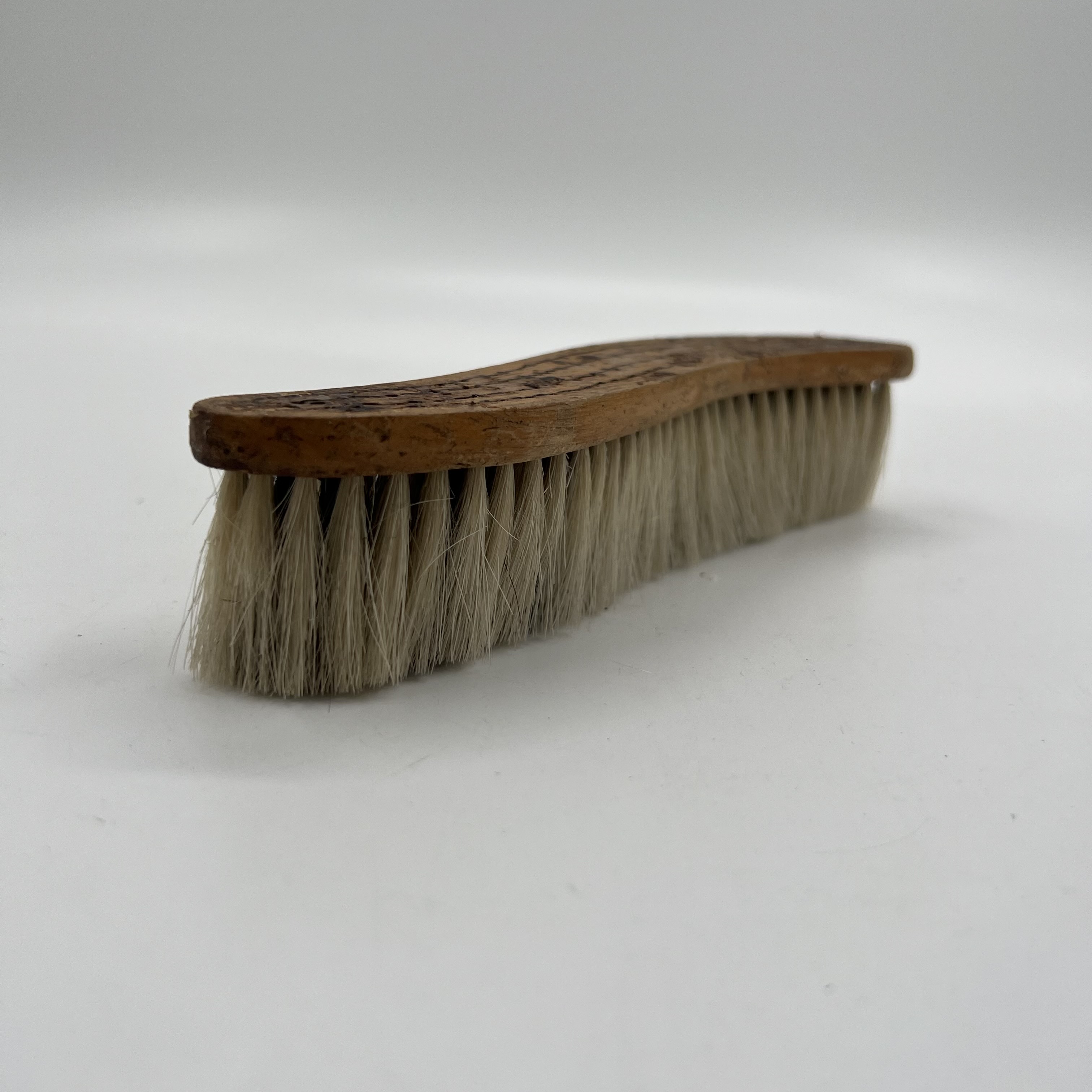 Lot de 4 brosses vintages. Bon état - Vue 5 - 