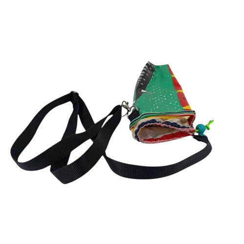 Porte- gourde. Fabriqué à partir de bâche recyclée, dans notre atelier ACSOMUR - Photo 0