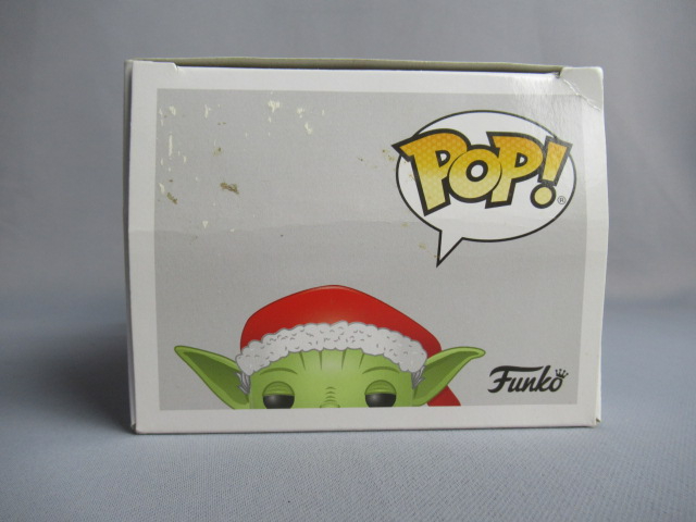 Voir photo 5 de Funko Pop Yoda édition noël Funko Pop Yoda édition noël Bon état - Vue 5 -