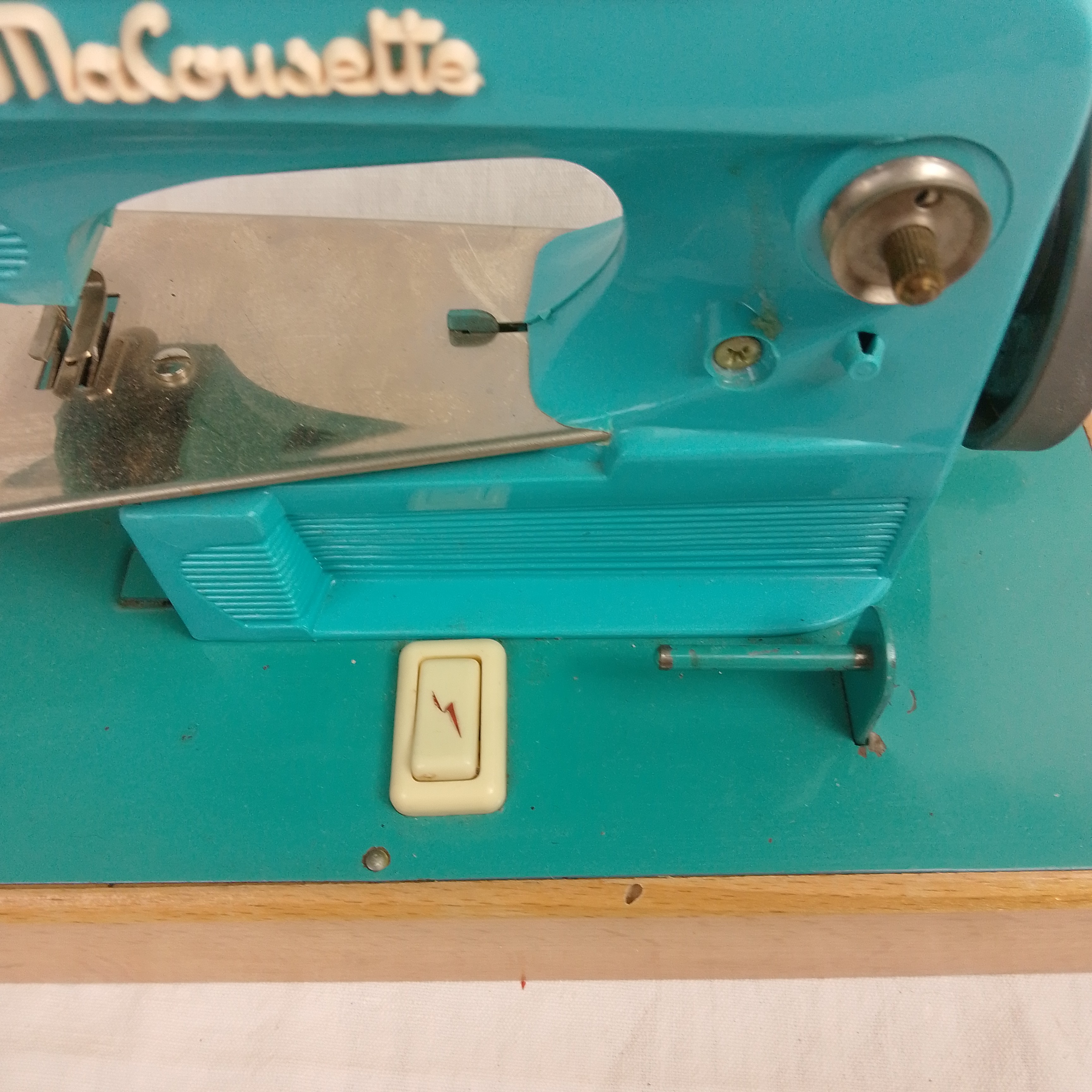 Machine à coudre vintage pour enfant État correct - Vue 10 - 