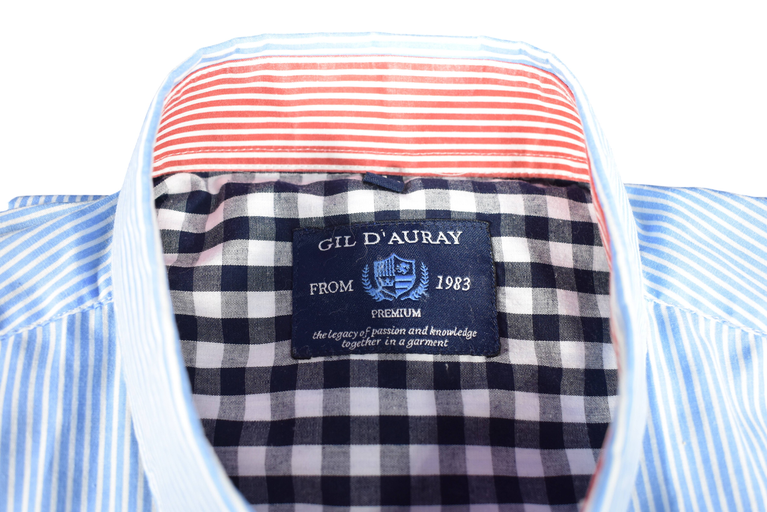 Chemisette homme à rayures blanc bleu de marque " Gil d'Auray " taille 41 / 42 Bon état -  reconditionné disponible sur Label Emmaüs