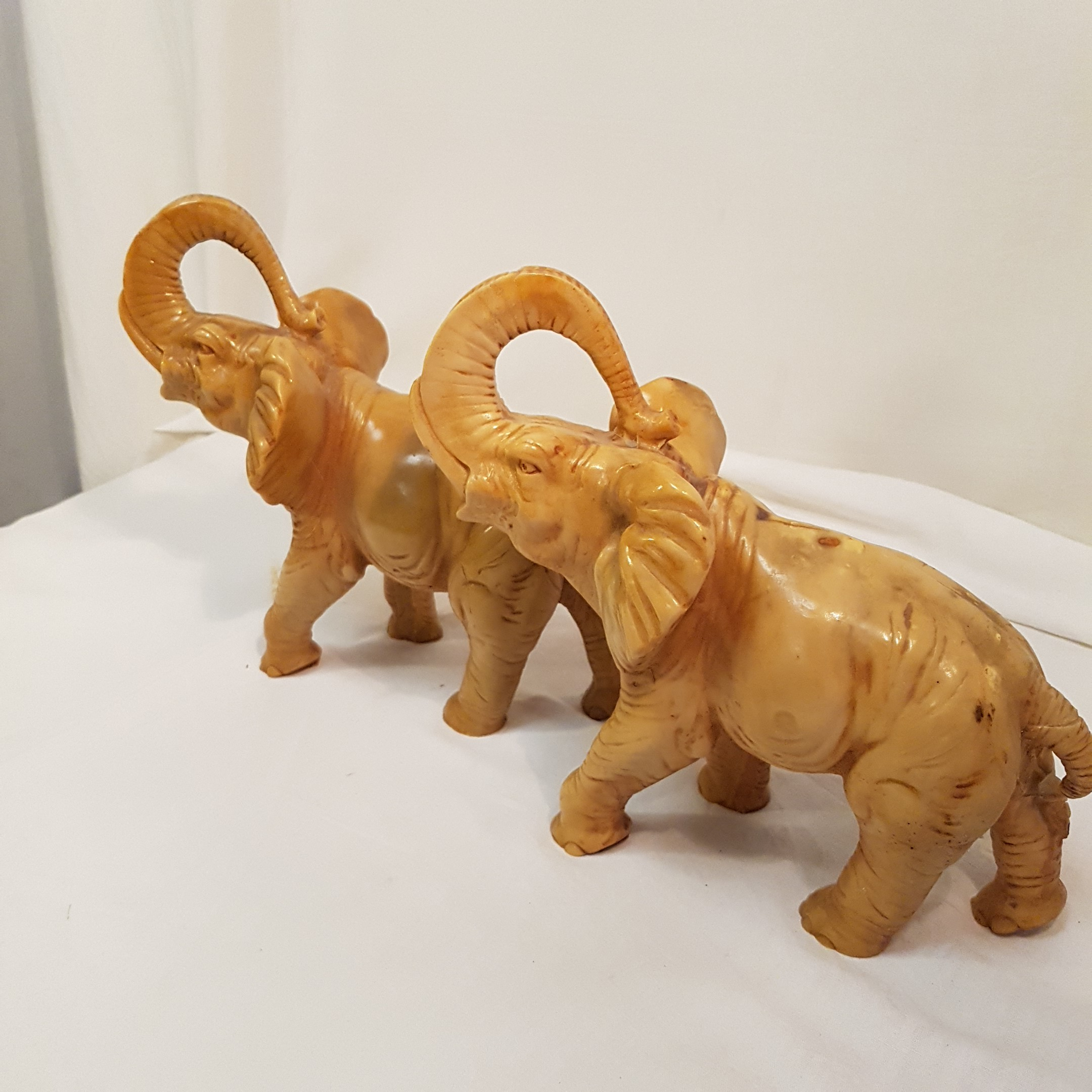 Sculpture d'éléphants en résine vintage - Photo 2
