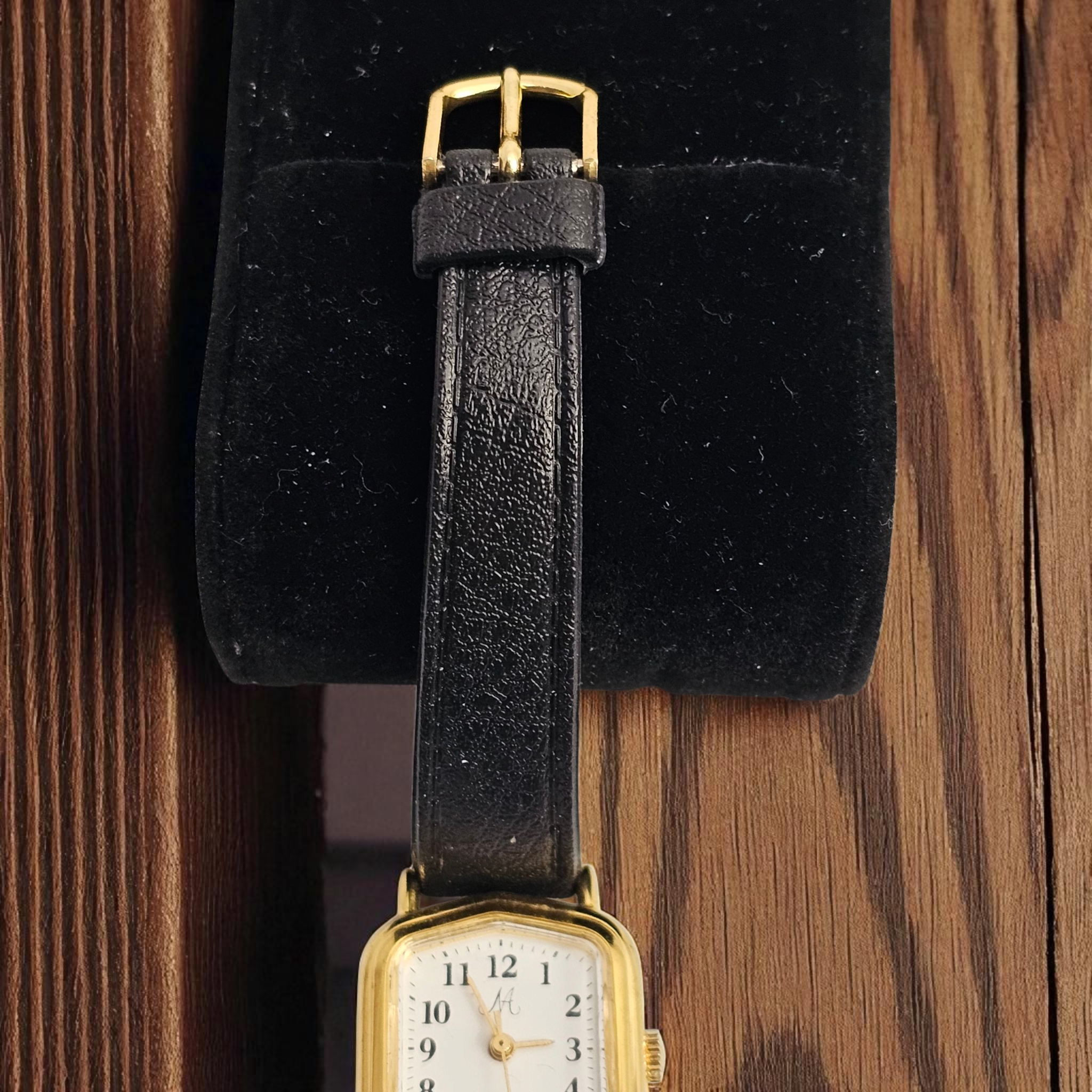 Montre Femme mécanique vintage 