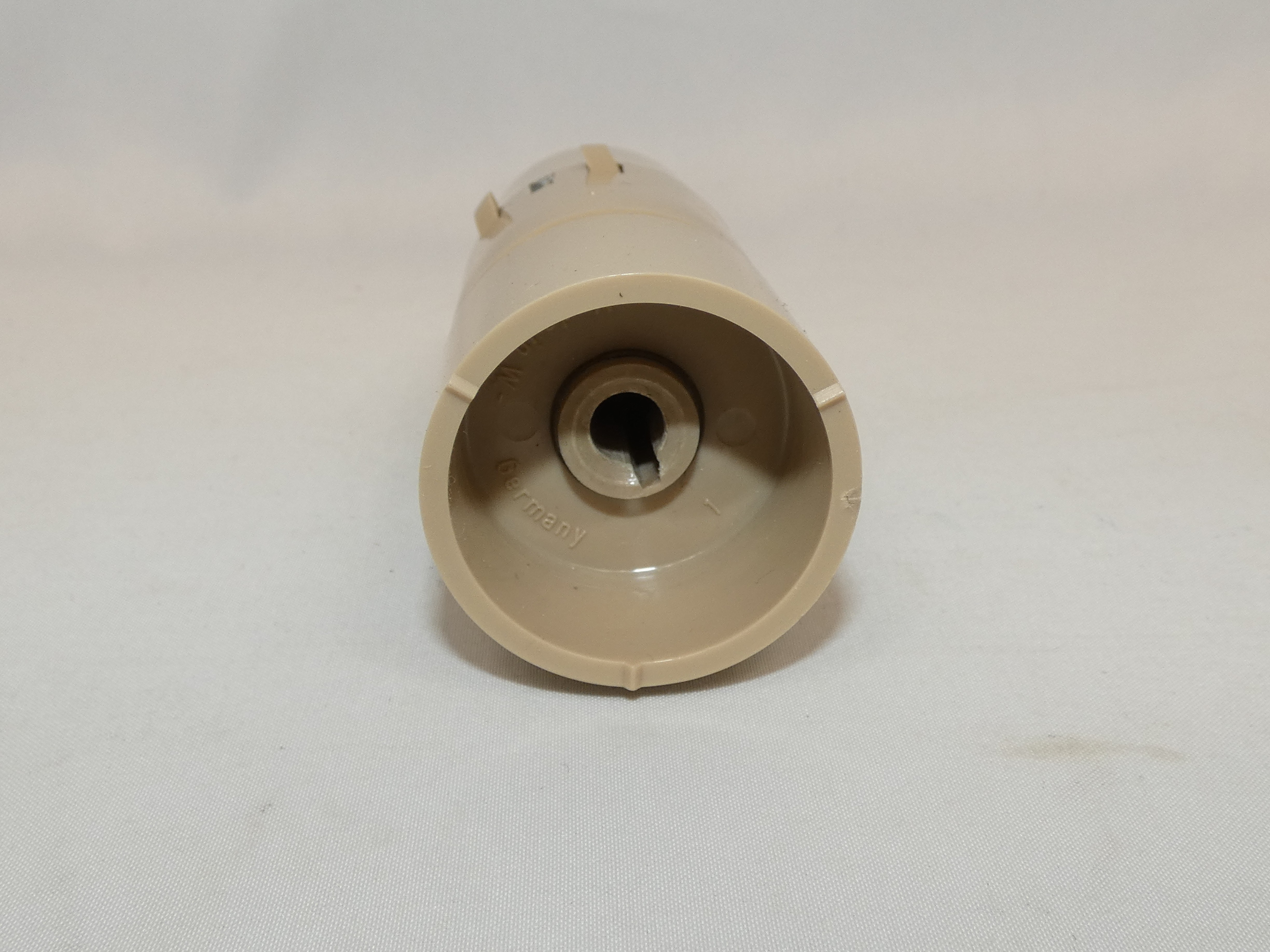 Voir photo 4 de Axe de changeur automatique Perpetuum Ebner PE 66 Axe de changeur automatique Perpetuum Ebner PE 66 Très bon état - Vue 4 -