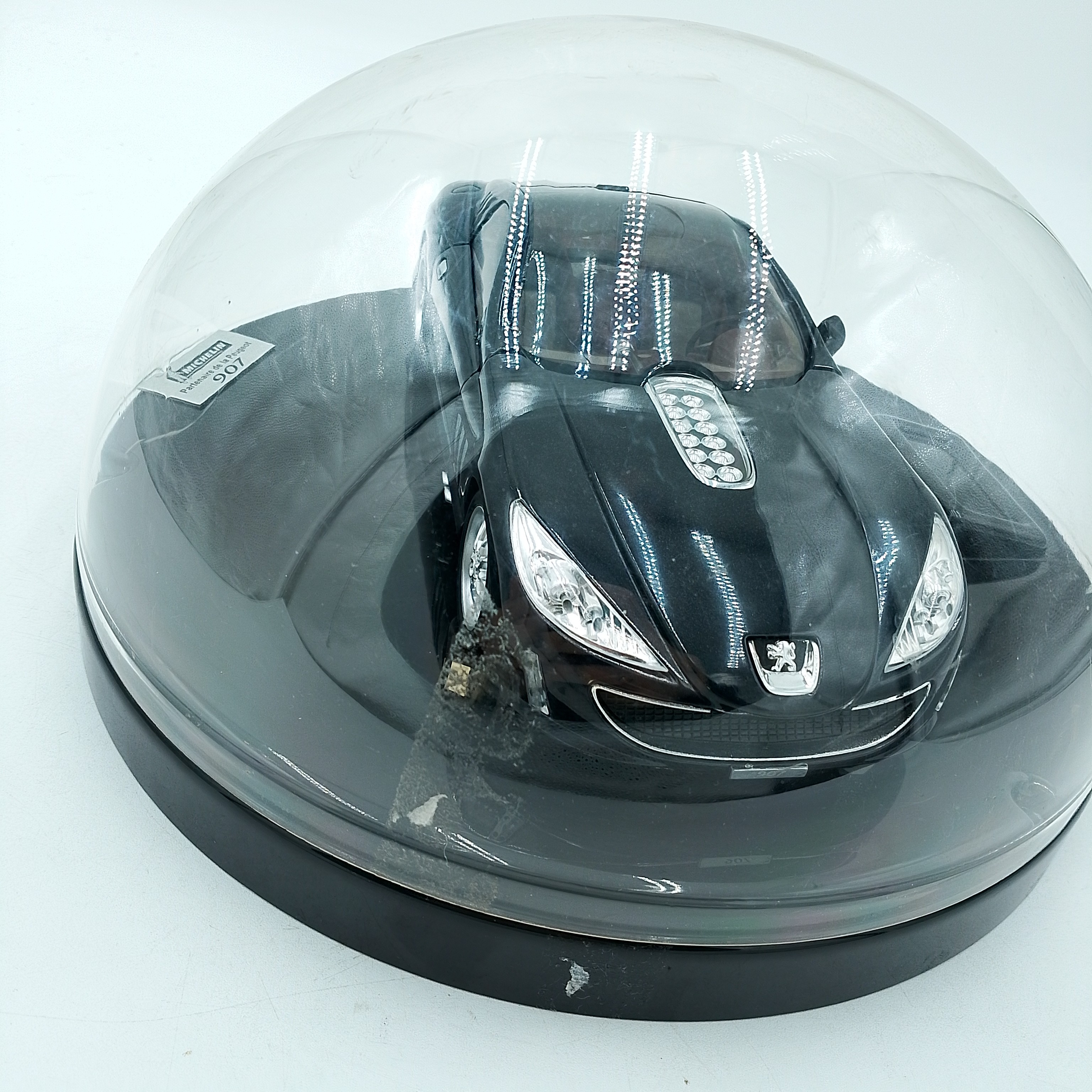 Peugeot 907 Miniature sous cloche Bon état - Vue 3 - 
