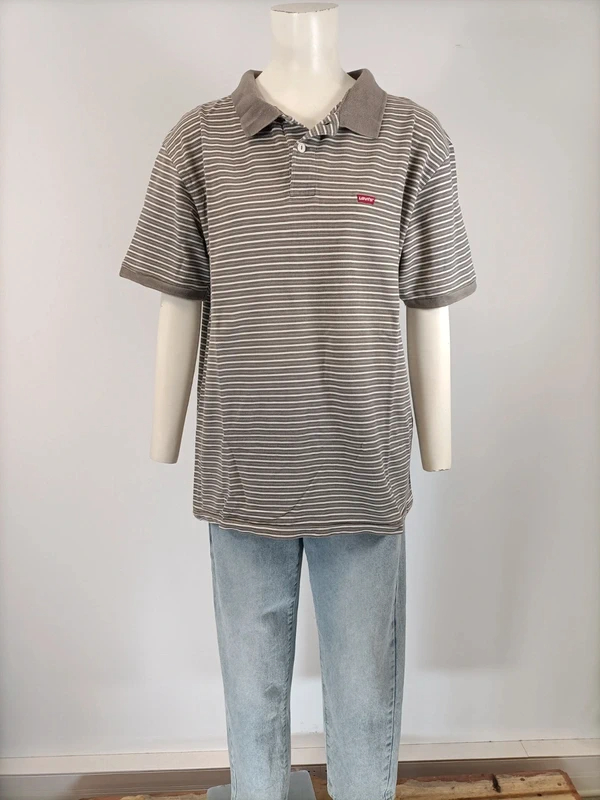 Polo Levi’s rayé gris manches courtes col contrasté casual vintage Très bon état - Vue 2 - 