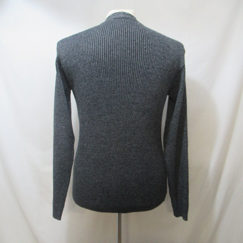 Voir photo 2 de HO56 - Pull col V - Carnet de vol - Taille M HO56 - Pull col V - Carnet de vol - Taille M Très bon état - Vue 2 -