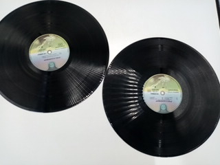 ALBUM VINYLE, APHRODITE'S CHILD, 666 Bon état - Vue 4 - 