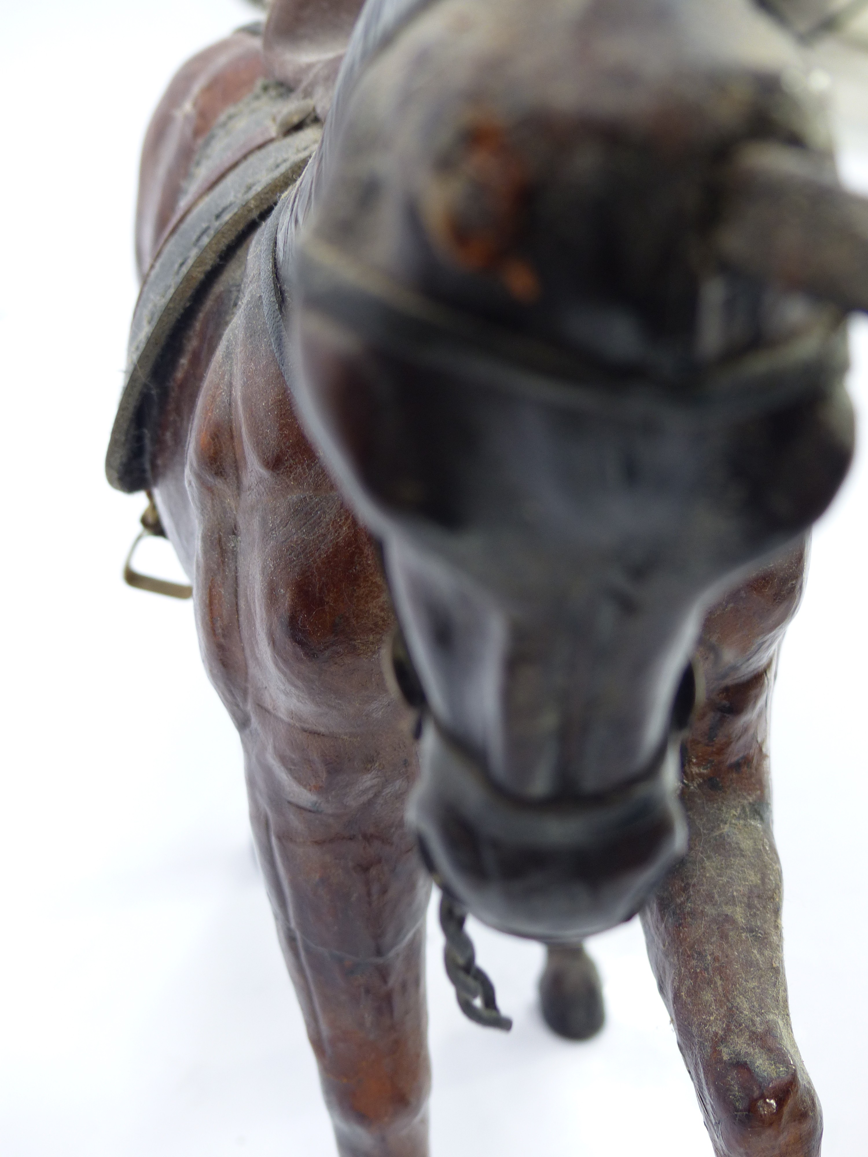 Grand cheval en bois de 35cm - Photo 4