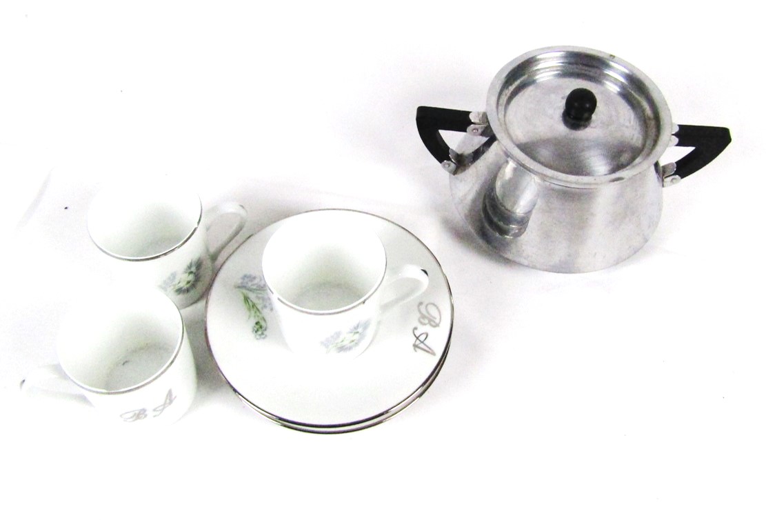 Lot De 3 Tasses à Café Minton Avec Soucoupes – Décor Floral Porcelaine – Vintage