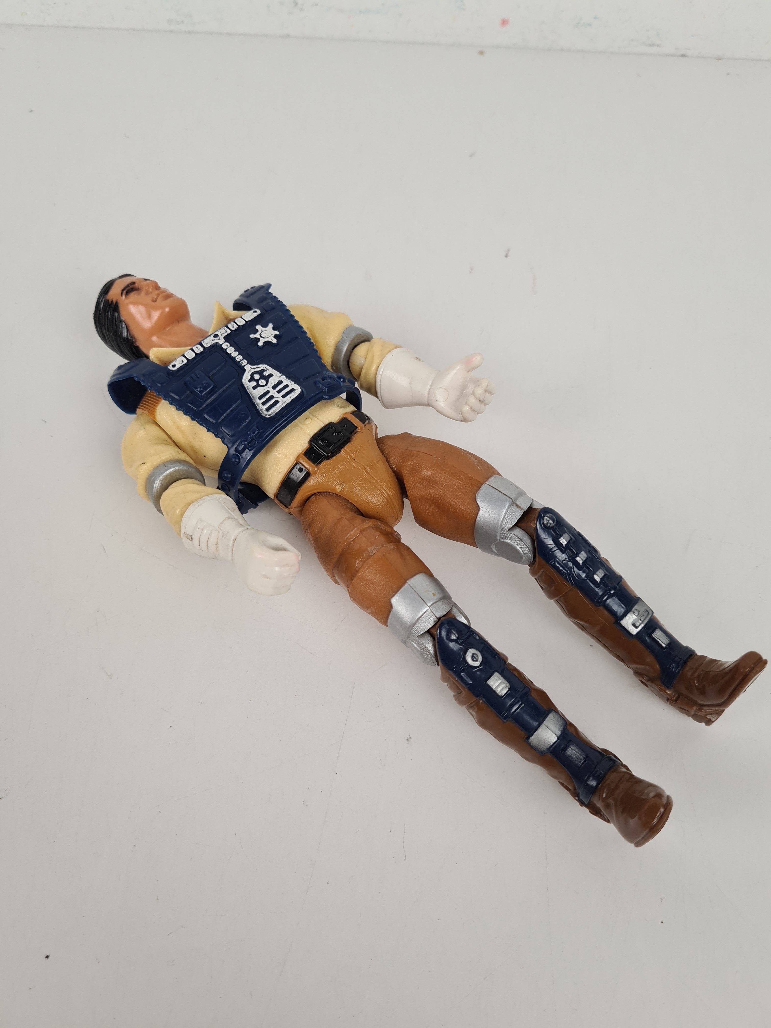 Jeu anciens - Figurine articulée vintage - Mattel Marshal Bravestarr 8 avec gilet - 1986 - Filmation Bon état - Vue 4 - 