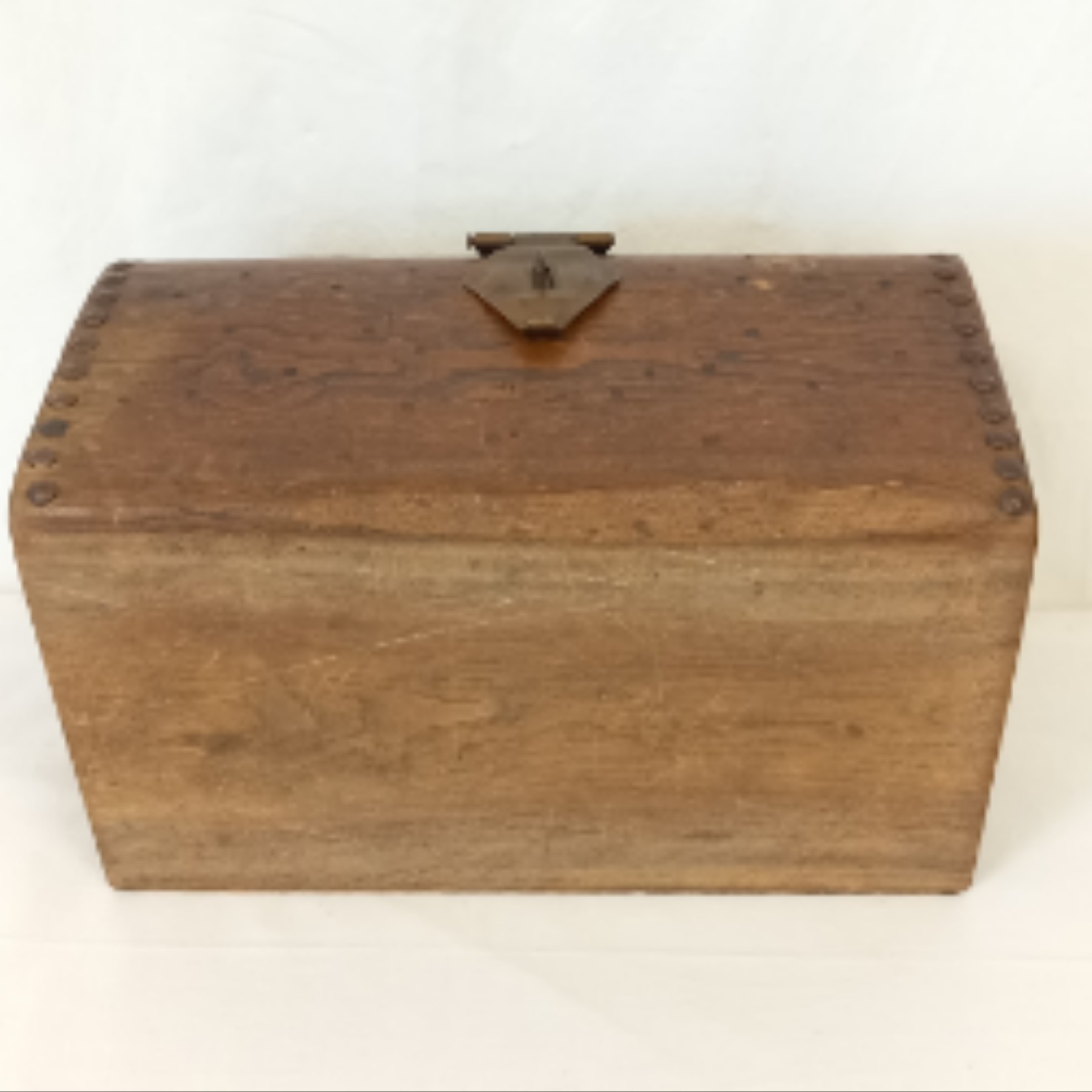 Voir photo 4 de Boite à bijoux. Coffret ancien en bois . Boite à bijoux. Coffret ancien en bois . Bon état - Vue 4 -