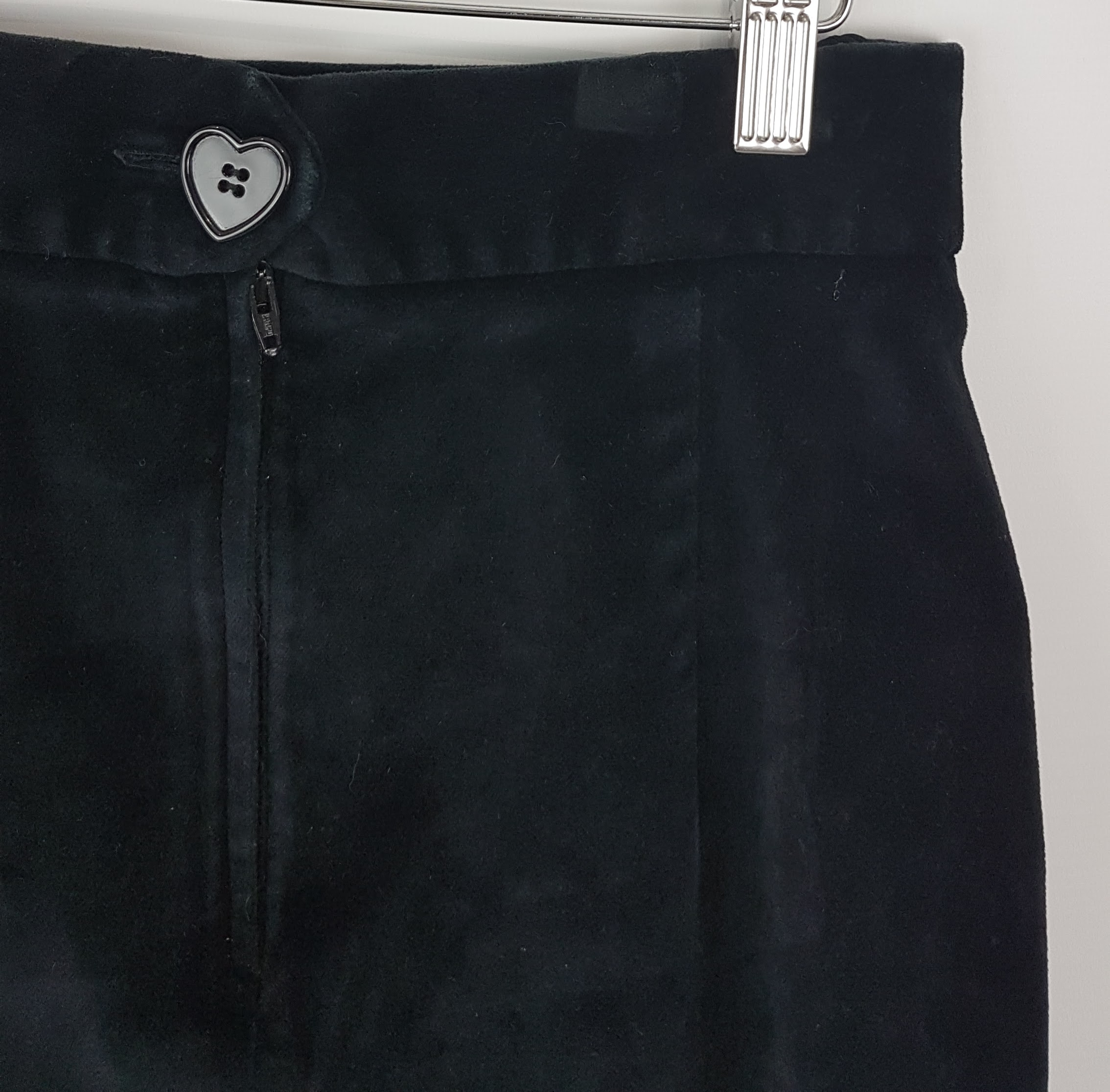 Voir photo 4 de Jupe en velours - Moschino - 36 Jupe en velours - Moschino - 36 Très bon état - Vue 4 -
