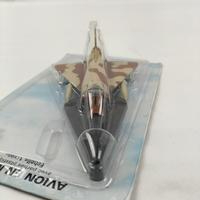 Voir photo 9 de Lot de 2 avions de chasse F-14 Tomcat – Modèles de collection en métal et plastique Lot de 2 avions de chasse F-14 Tomcat – Modèles de collection en métal et plastique Comme neuf - Vue 9 -