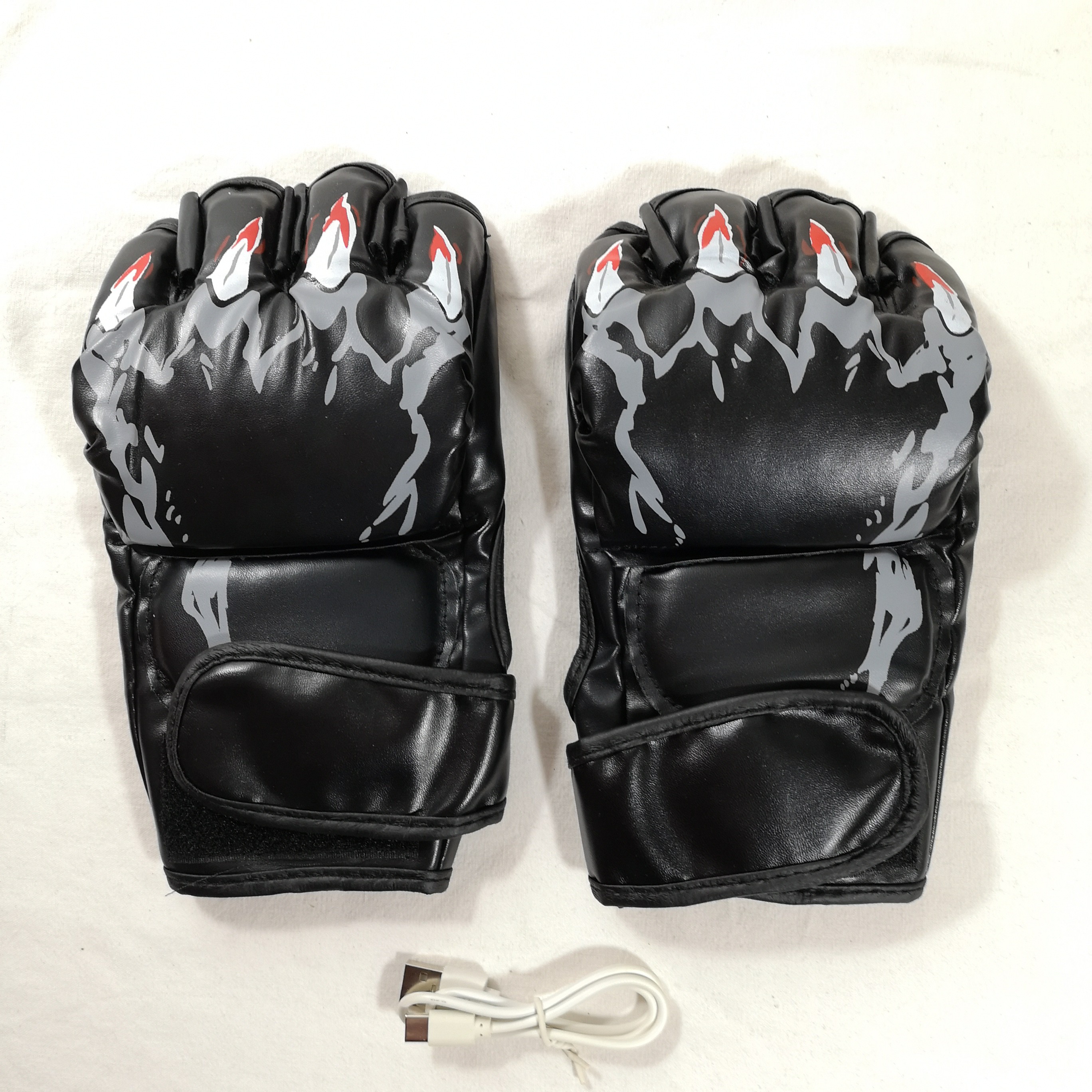 Machine de boxe musicale avec gants Très bon état - Vue 3 - 