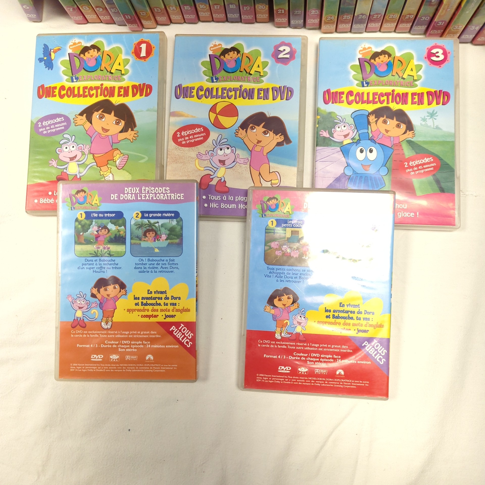 Lot de 37 DVD Dora l'exploratrice Bon état - Vue 2 - 