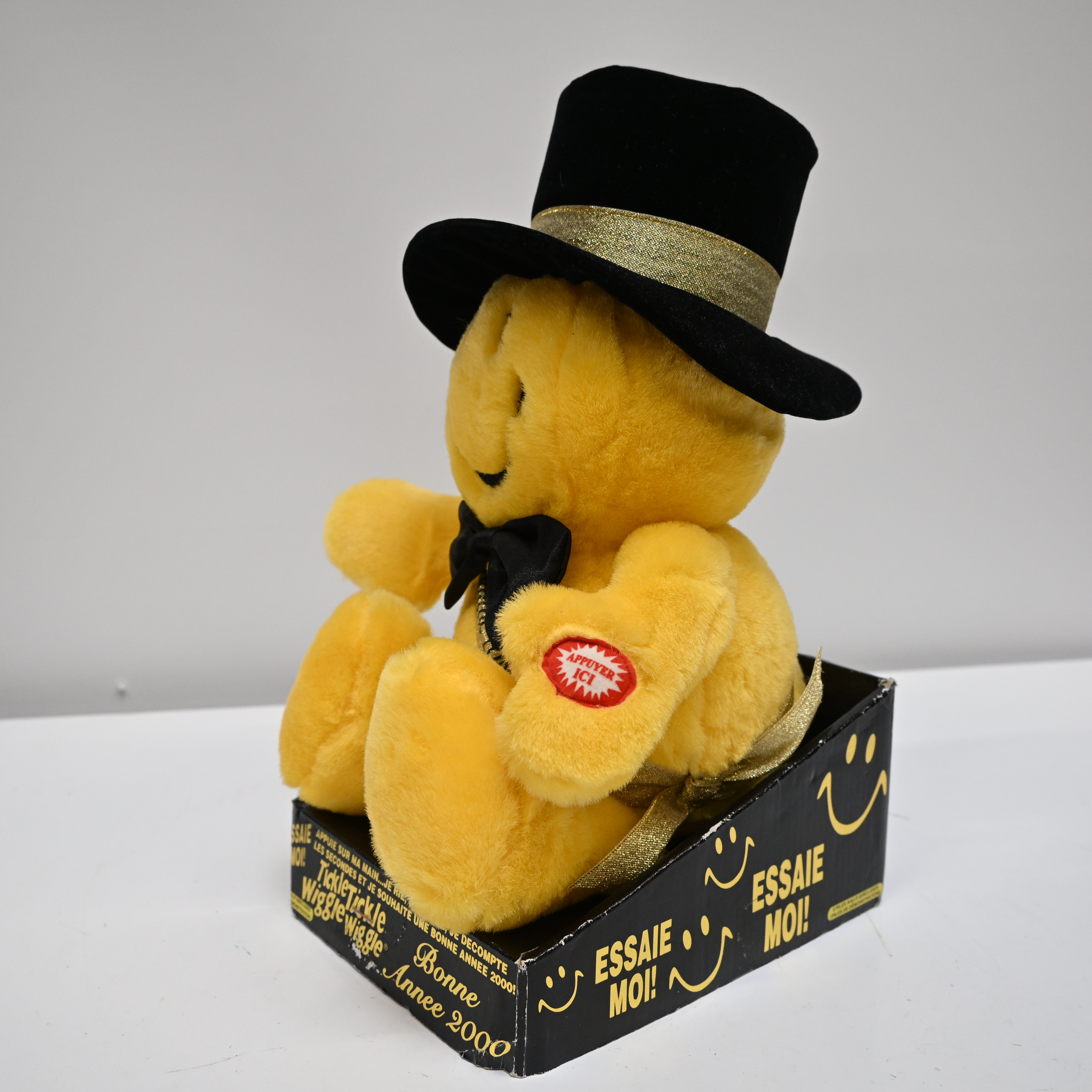 PELUCHE JAUNE "bonne année 2000" Bon état - Vue 4 - 