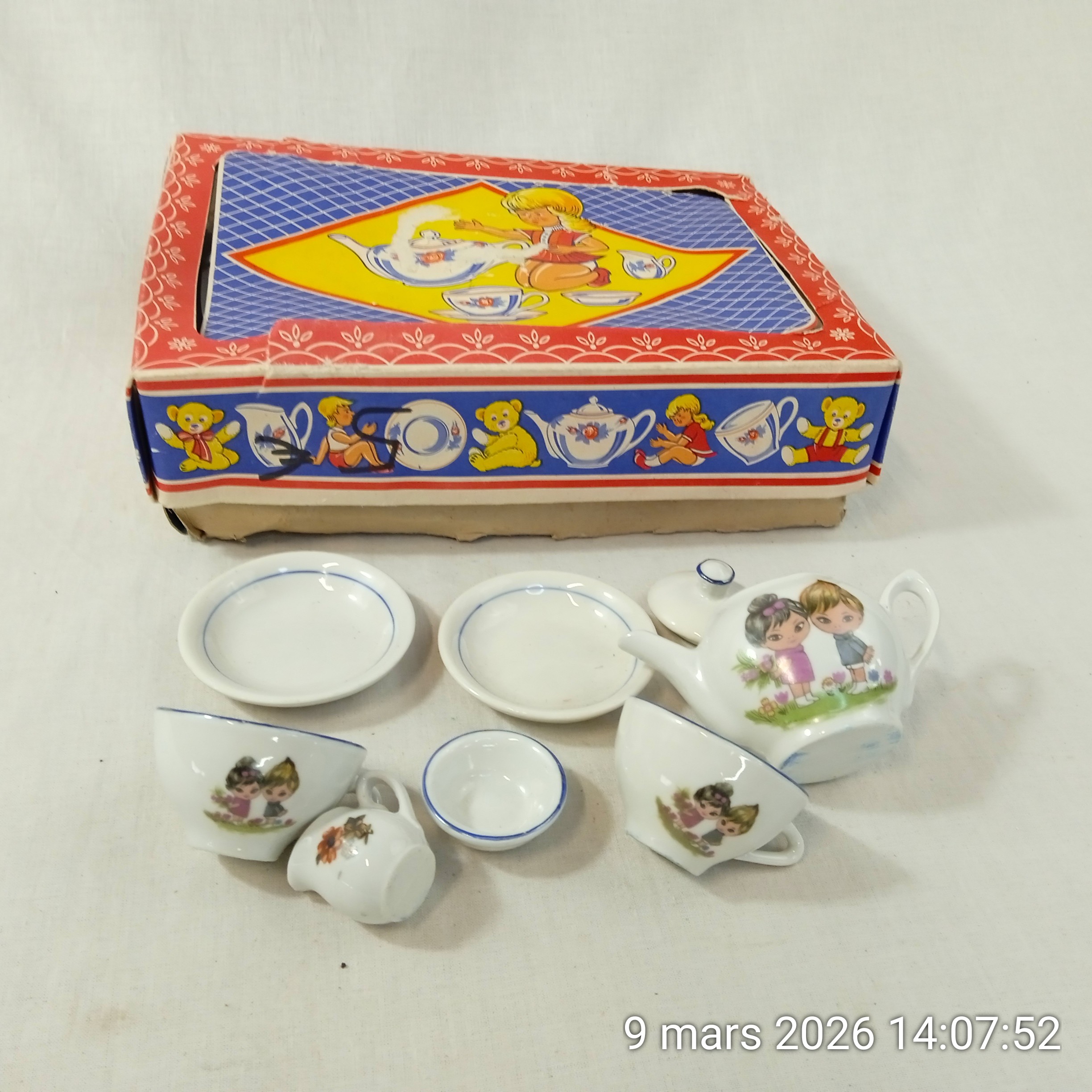 dinette ancienne porcelaine en boite années 50 - FR