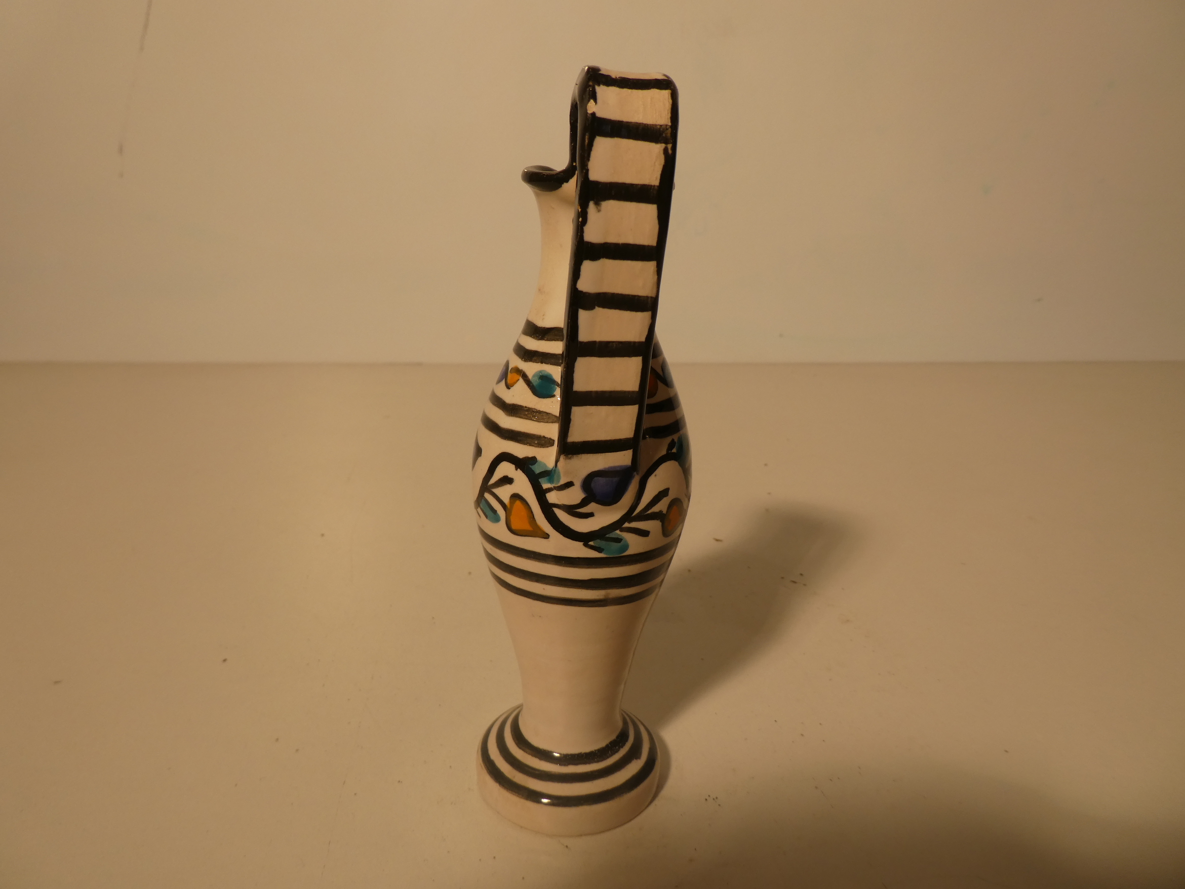 Petite amphore en céramique État correct - Vue 2 - 