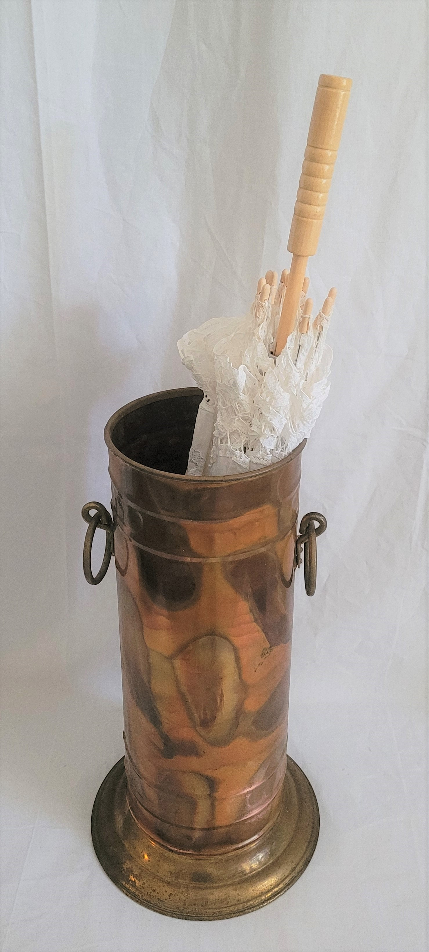 Porte parapluie rond en cuivre et laiton - Bon état - Photo 10