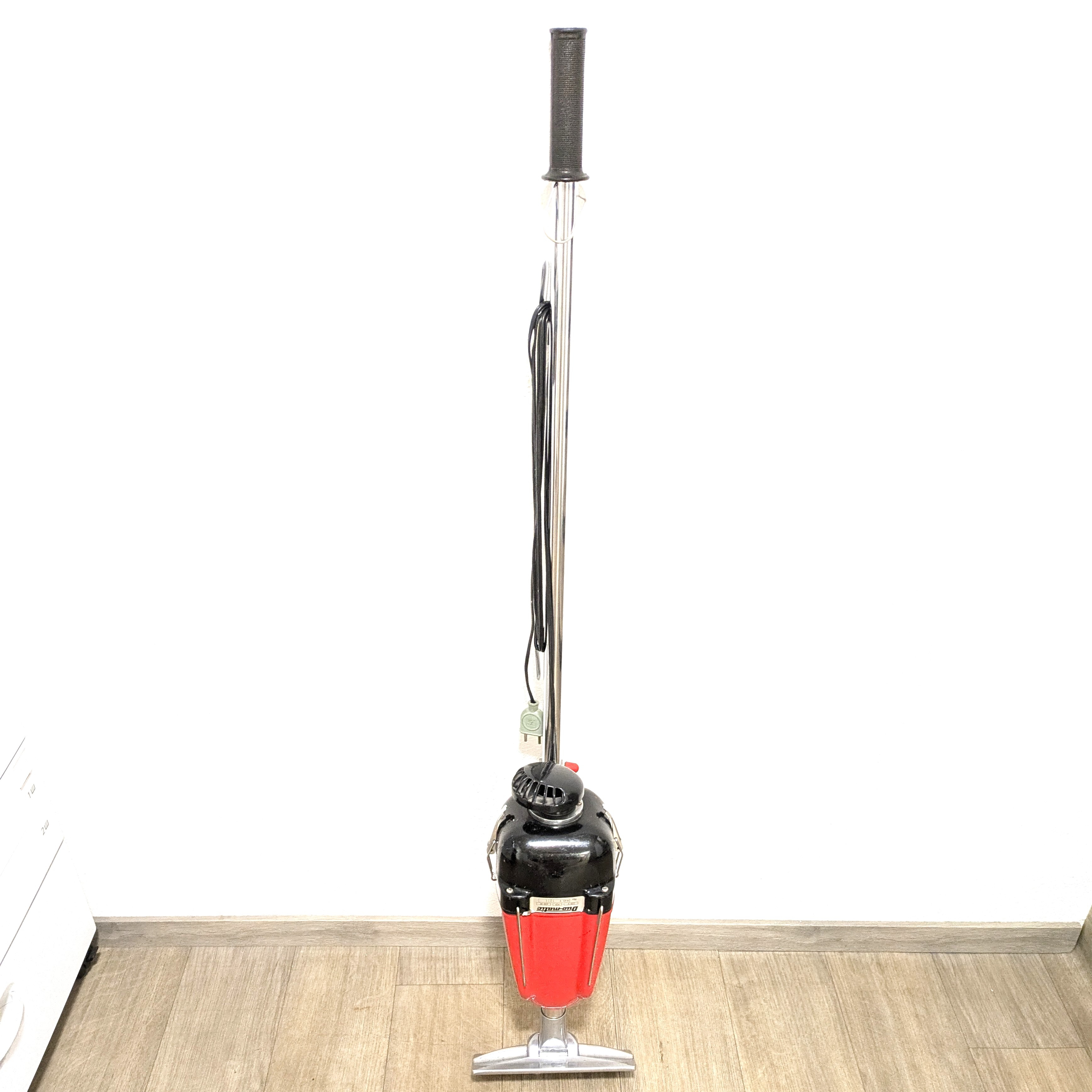 Aspirateur BIRUM Années 50/60 État correct - Vue 2 - 