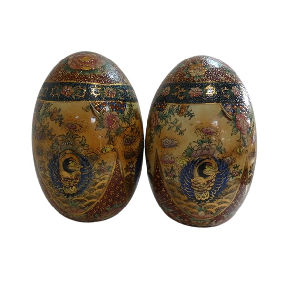 Lot de 2 grand œufs décor japonisant en porcelaine - Photo 0