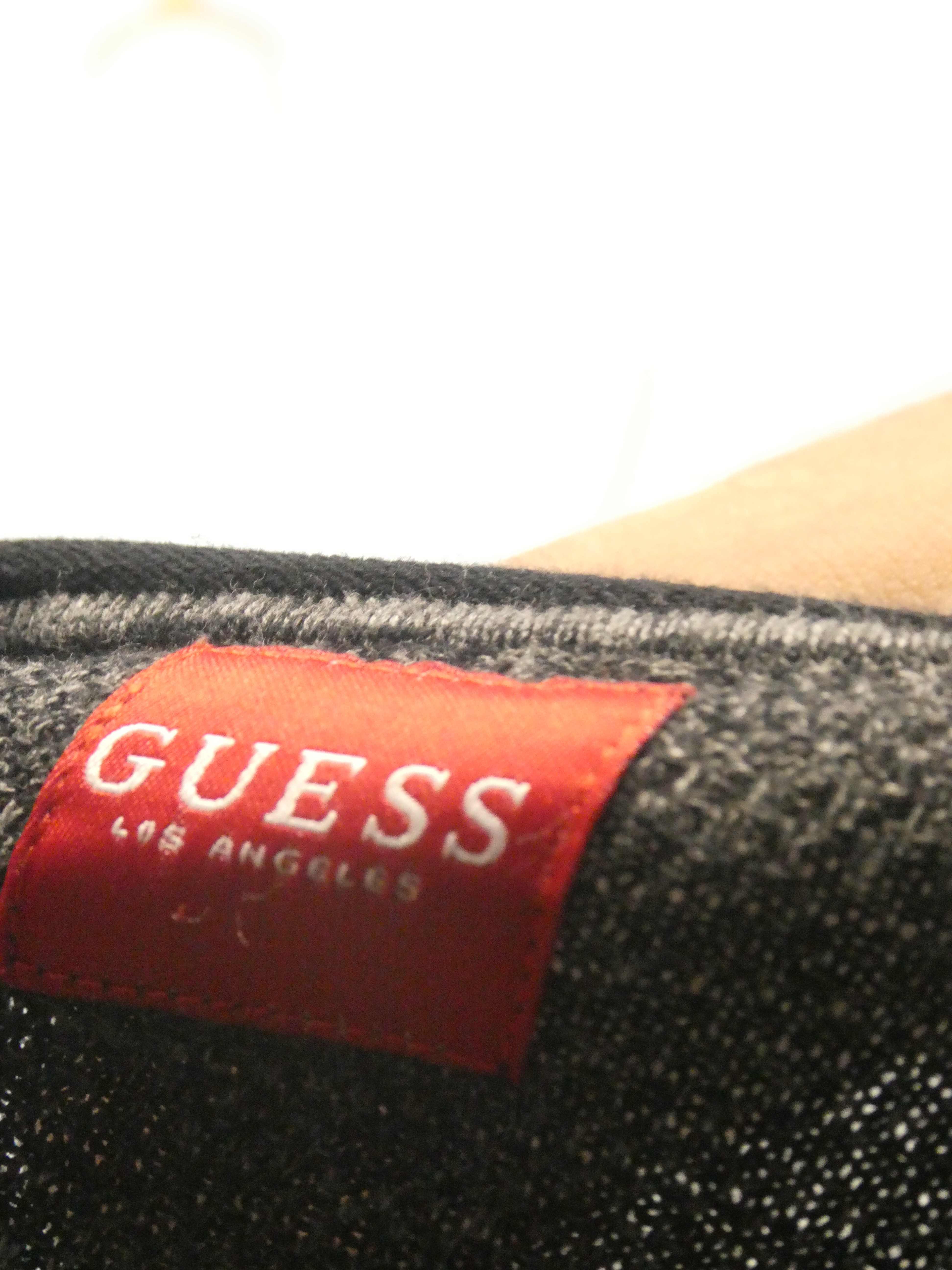 Guess pull manches longues encolure rond - Taille S - Photo 12