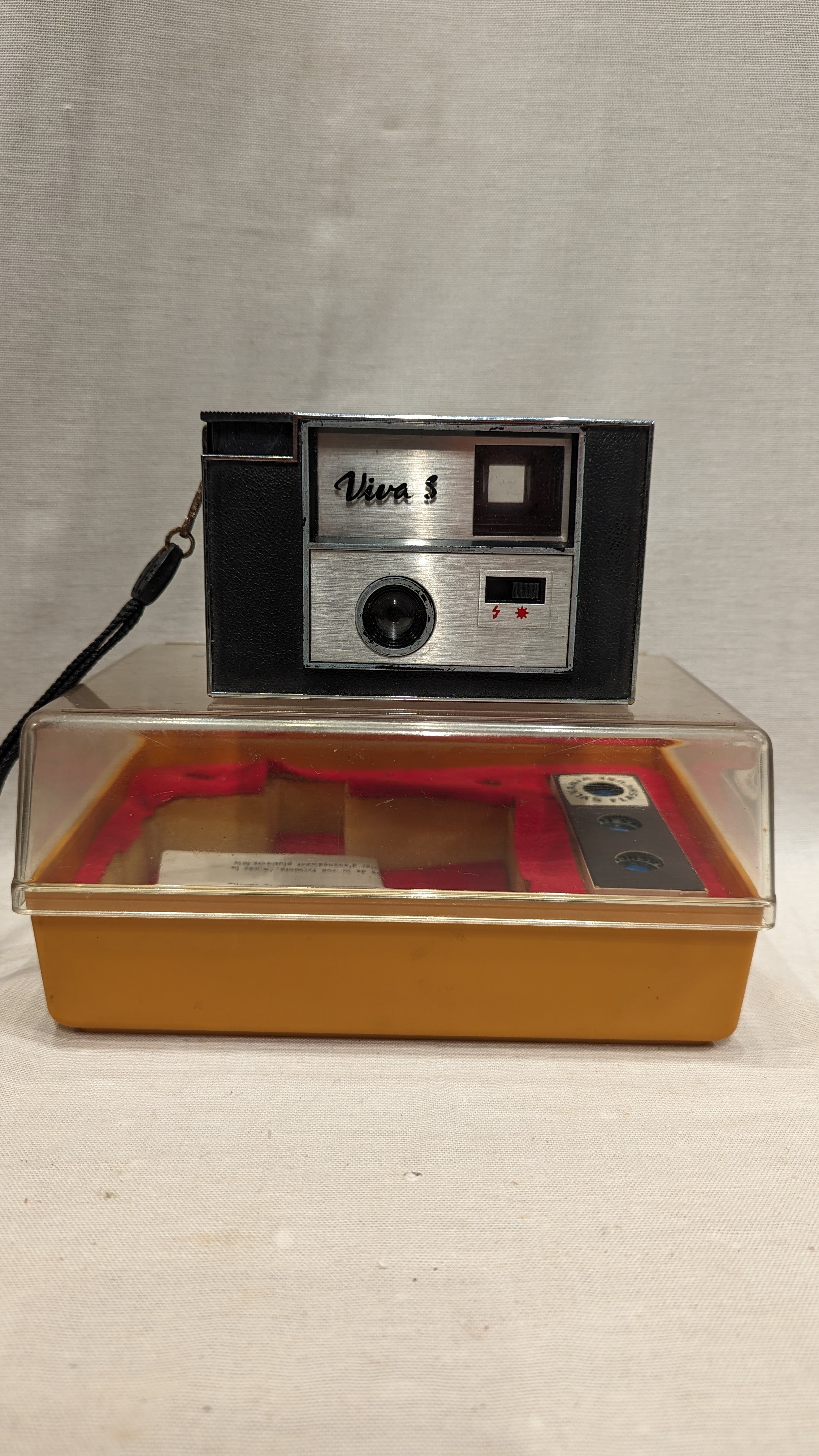 Appareil Photo Viva S, version 5, de 1978 avec sa boite - Photo 1
