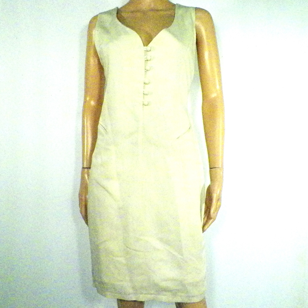 Robe Ecru Taille Estimée 40  -  reconditionné disponible sur Label Emmaüs